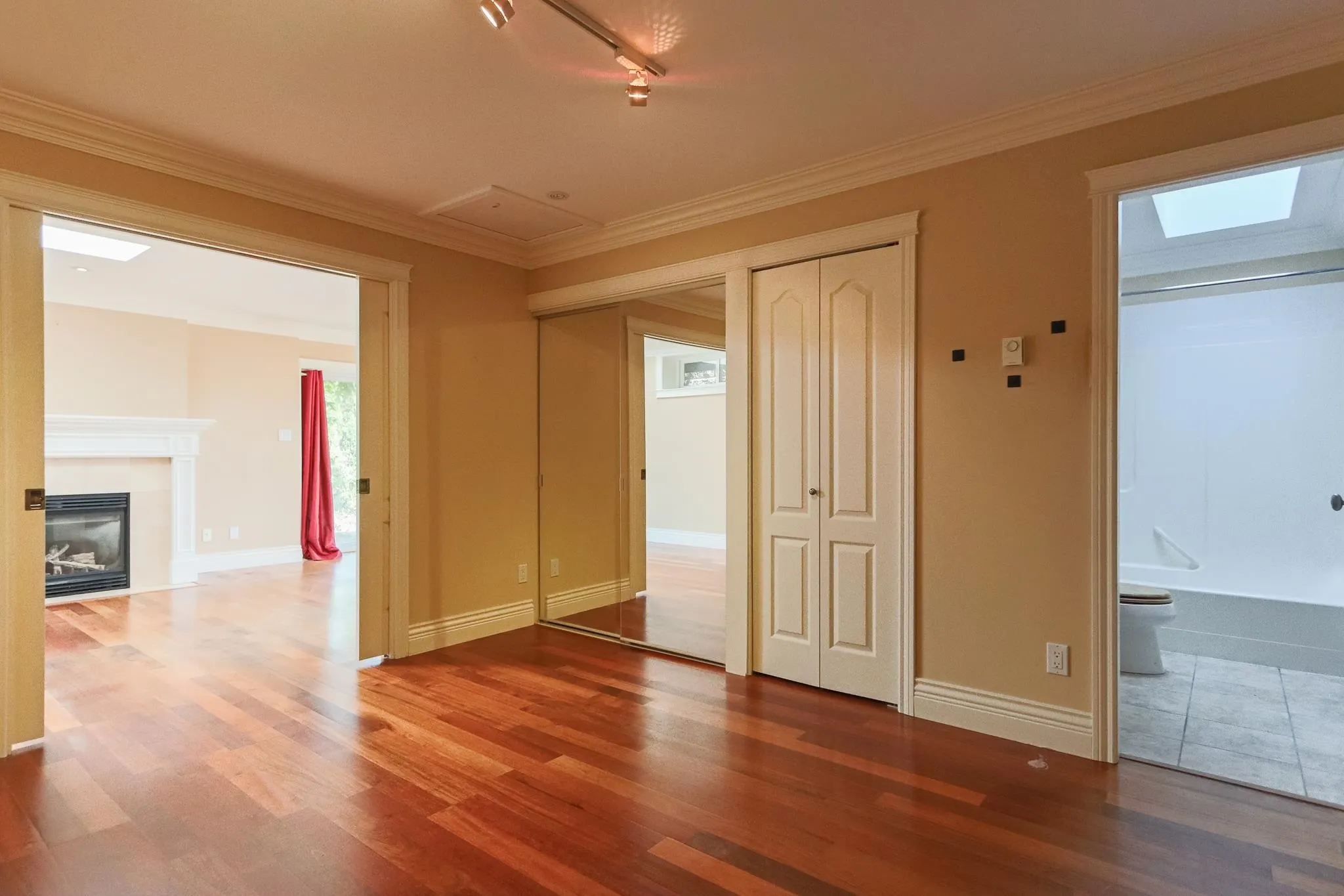545 Thetford Place