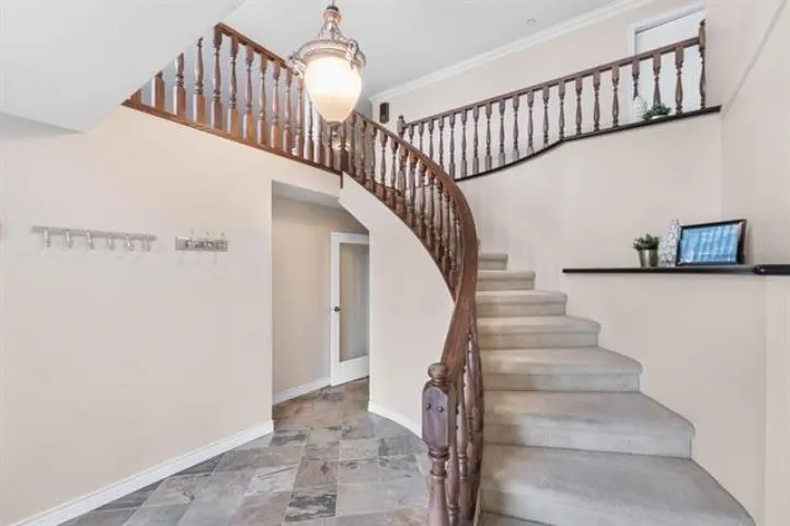 13209 Marine Drive