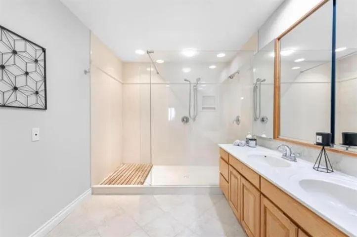 13209 Marine Drive