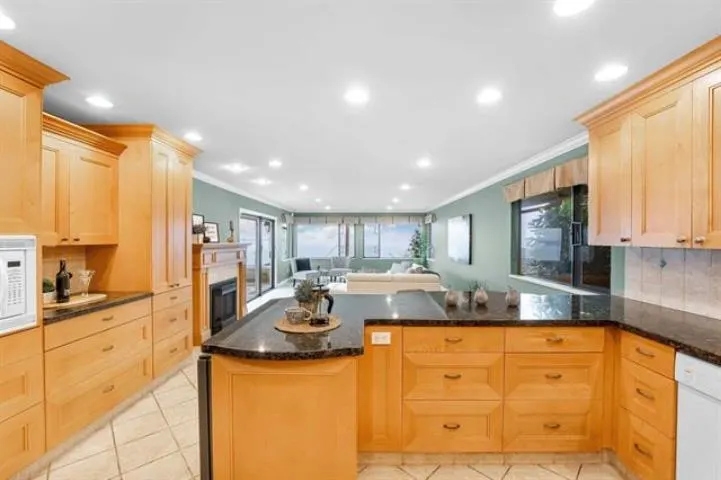 13209 Marine Drive
