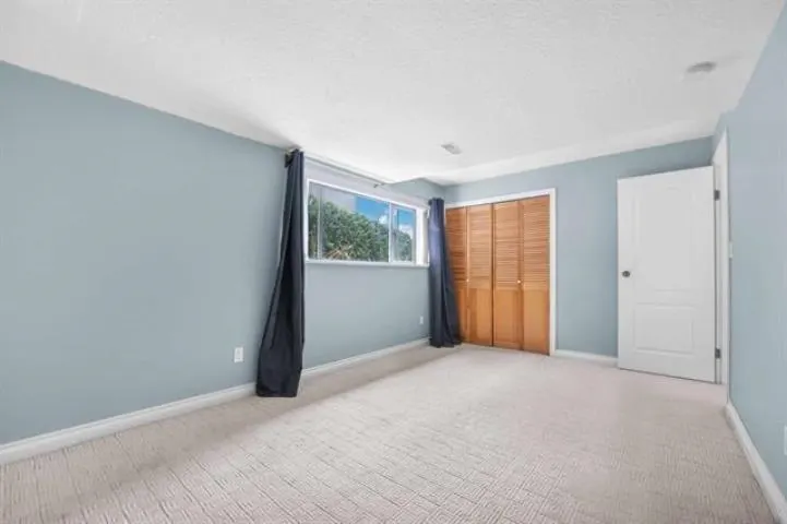 13209 Marine Drive
