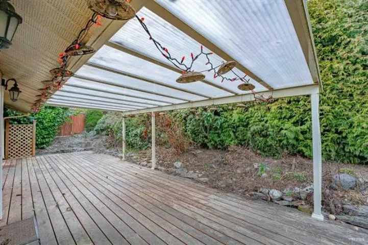 13209 Marine Drive