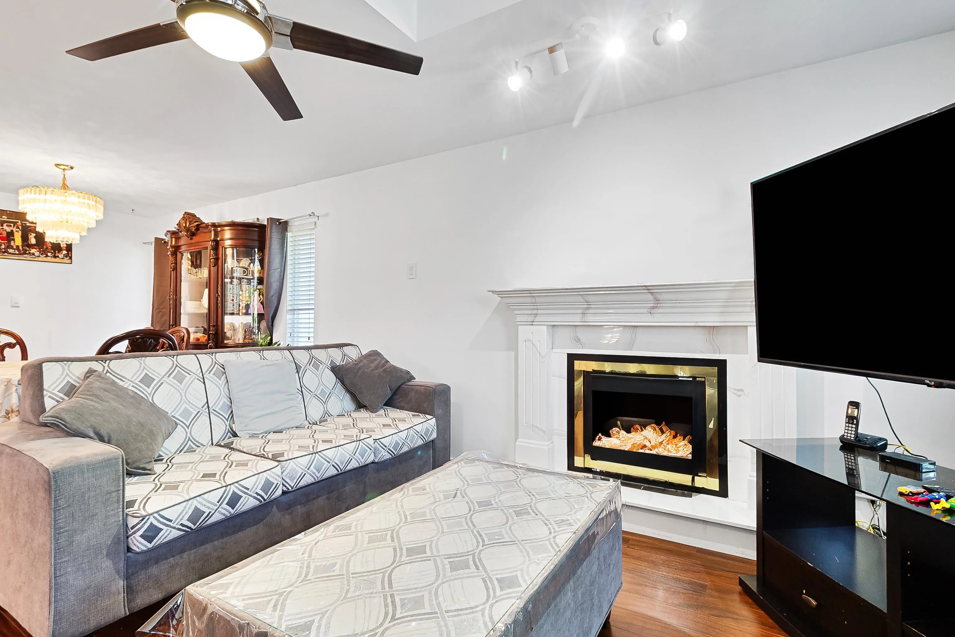 8191 Kunimoto Court