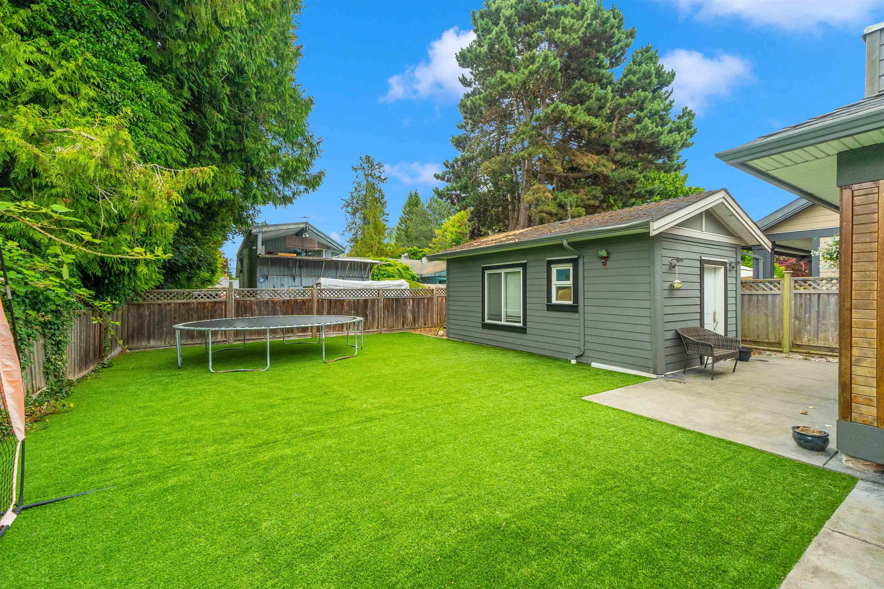 5252 Lynn Place