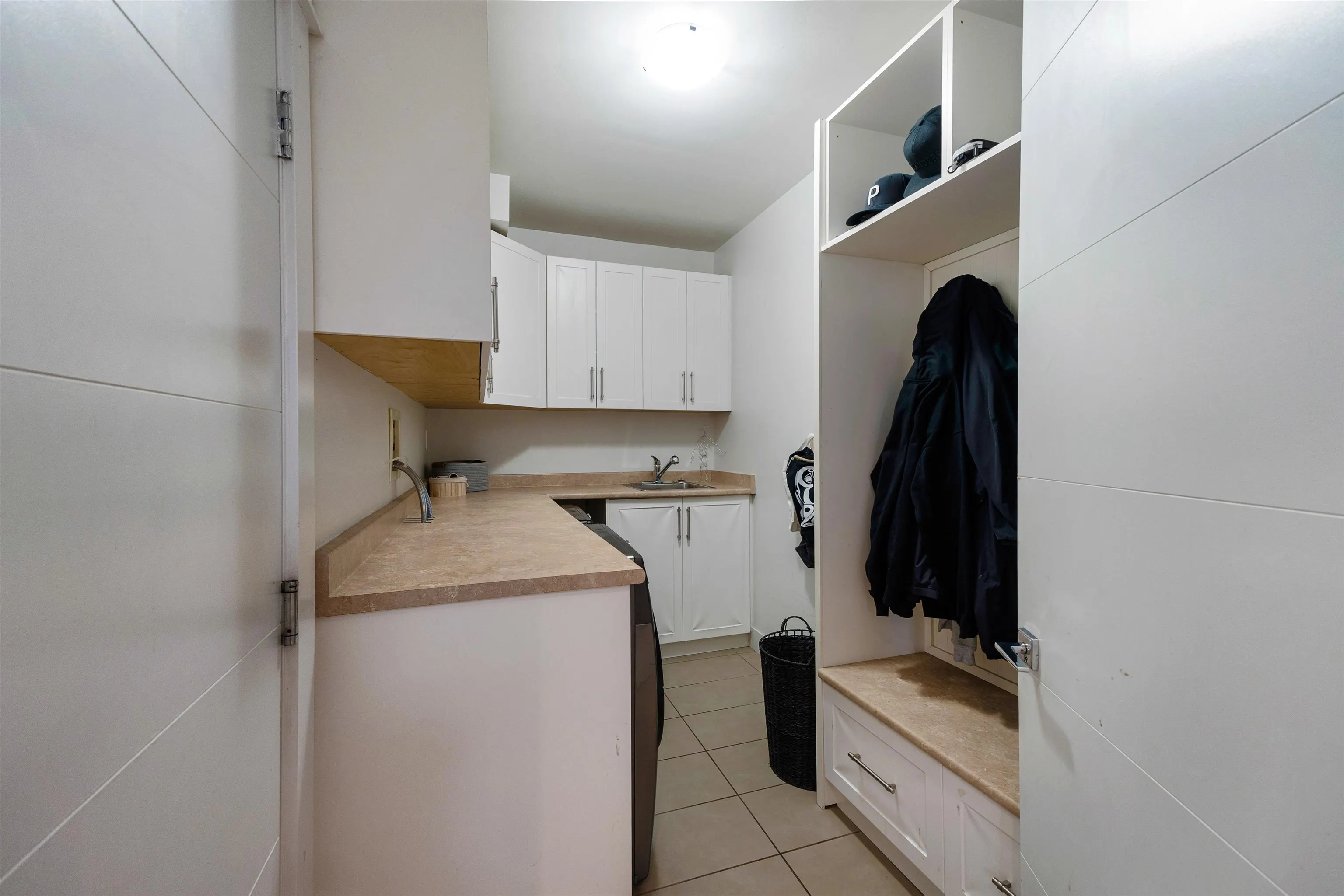 5252 Lynn Place