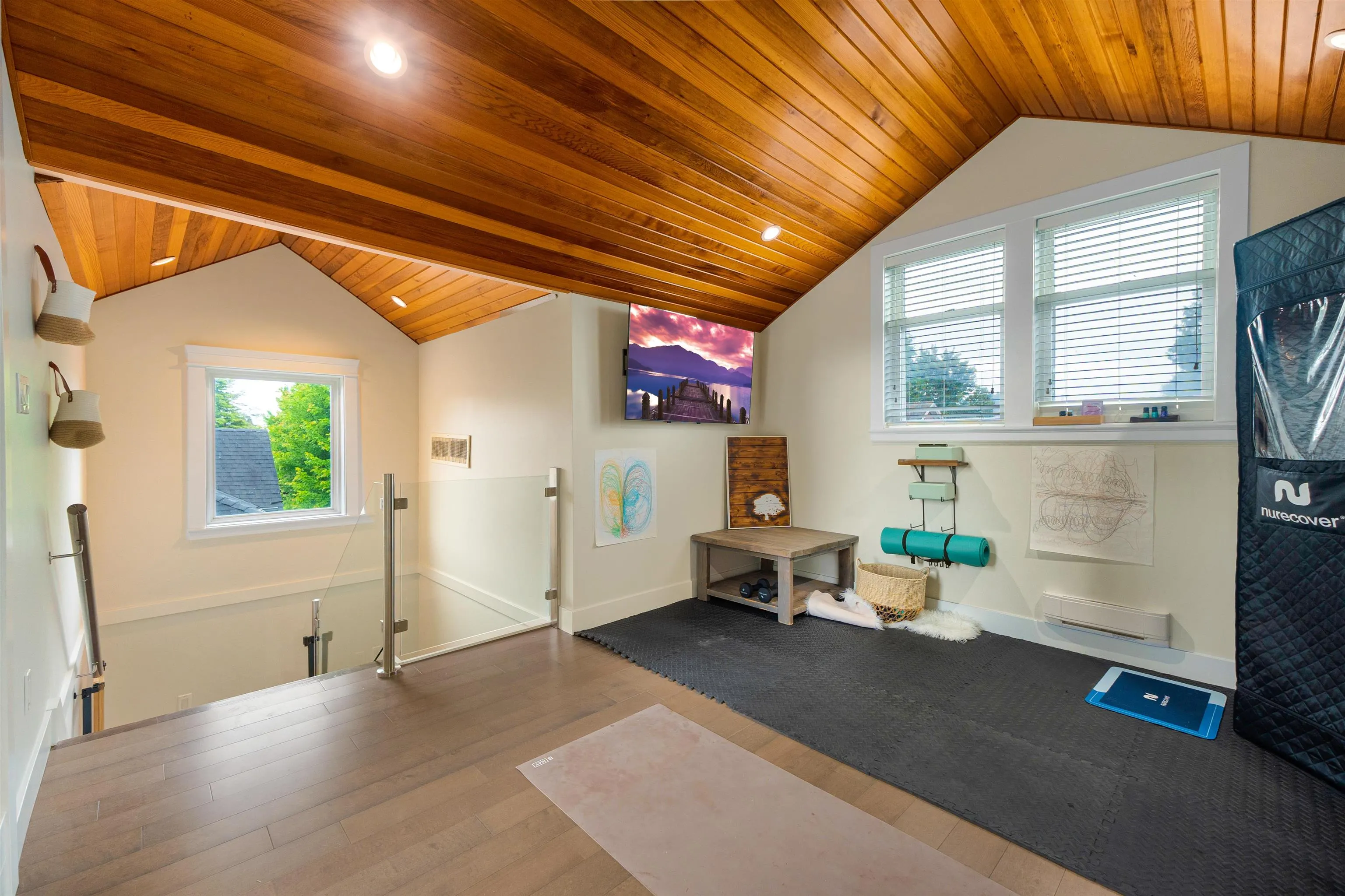 5252 Lynn Place