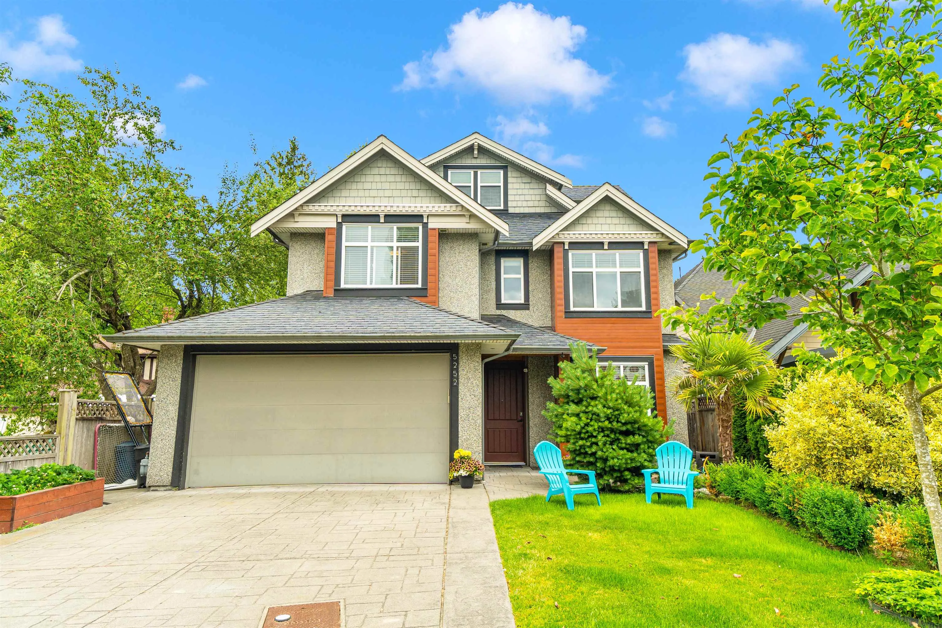 5252 Lynn Place