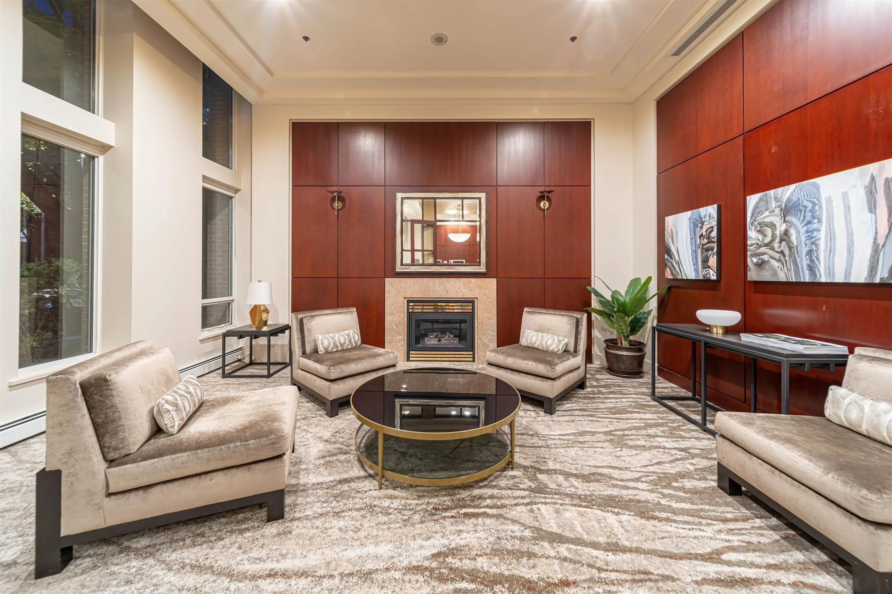906 1288 Marinaside Crescent