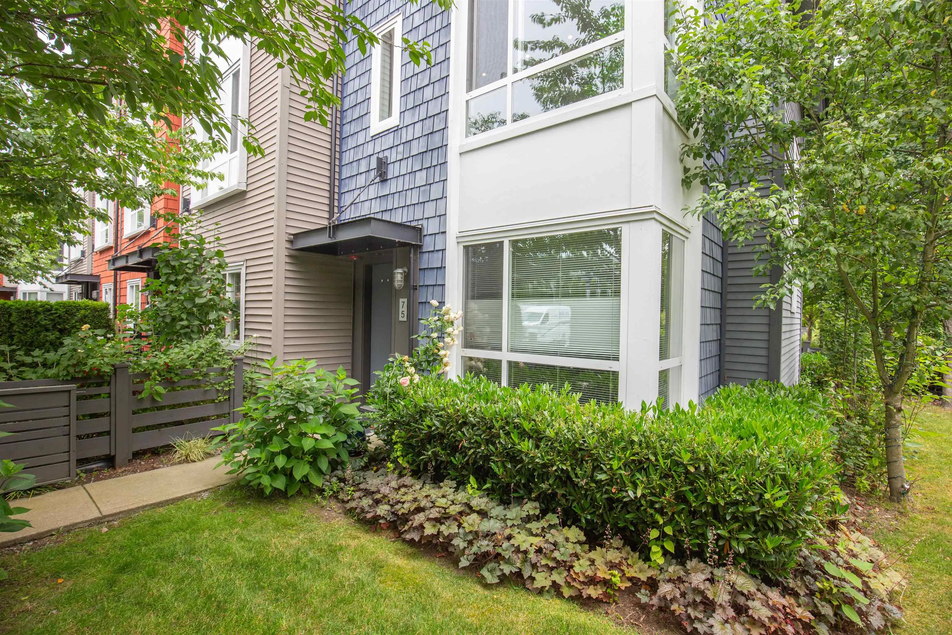 75 2310 Ranger Lane