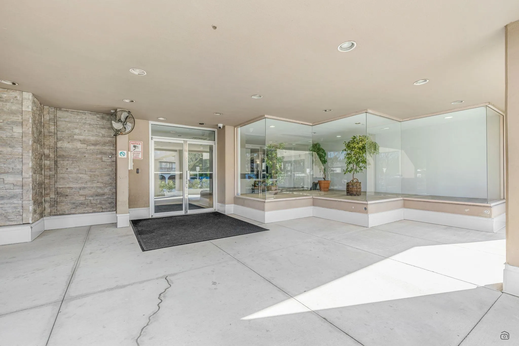 1603 14881 103a Avenue