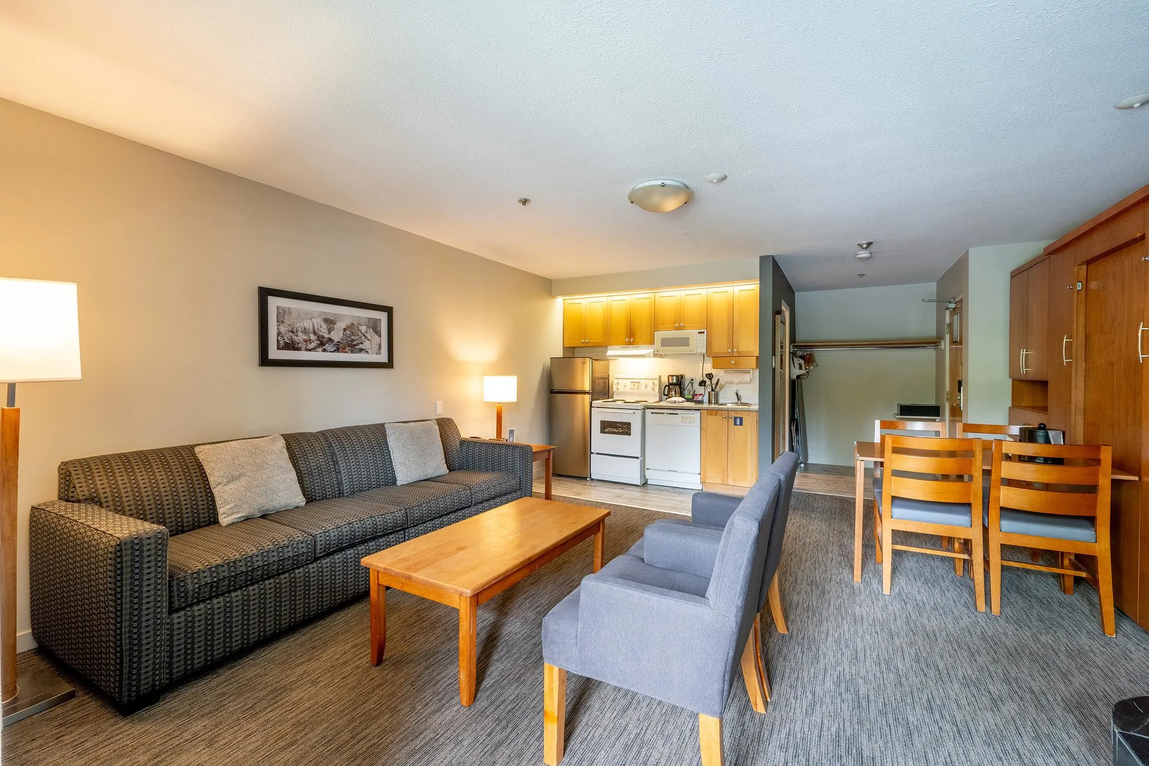 2152 4420 Sundial Place