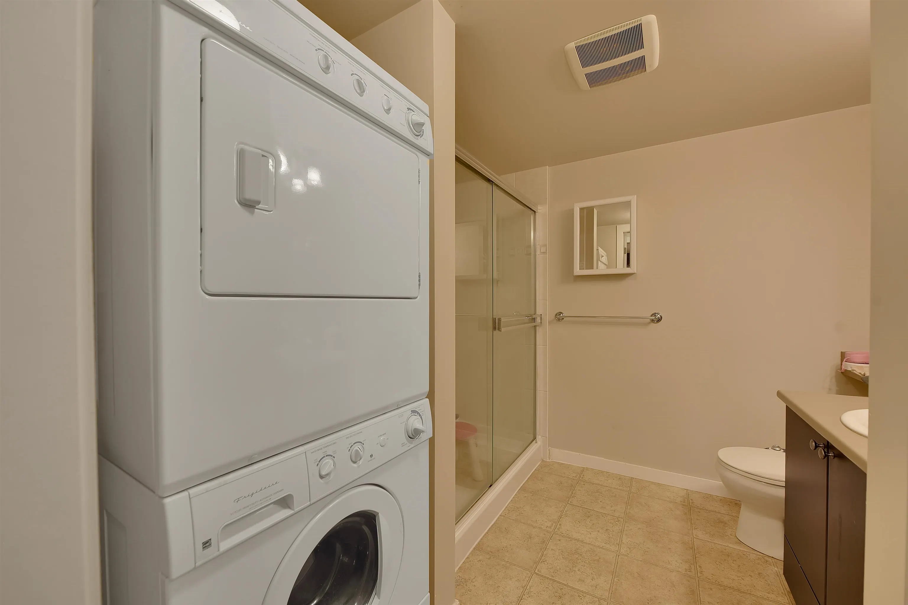 310 2955 Diamond Crescent