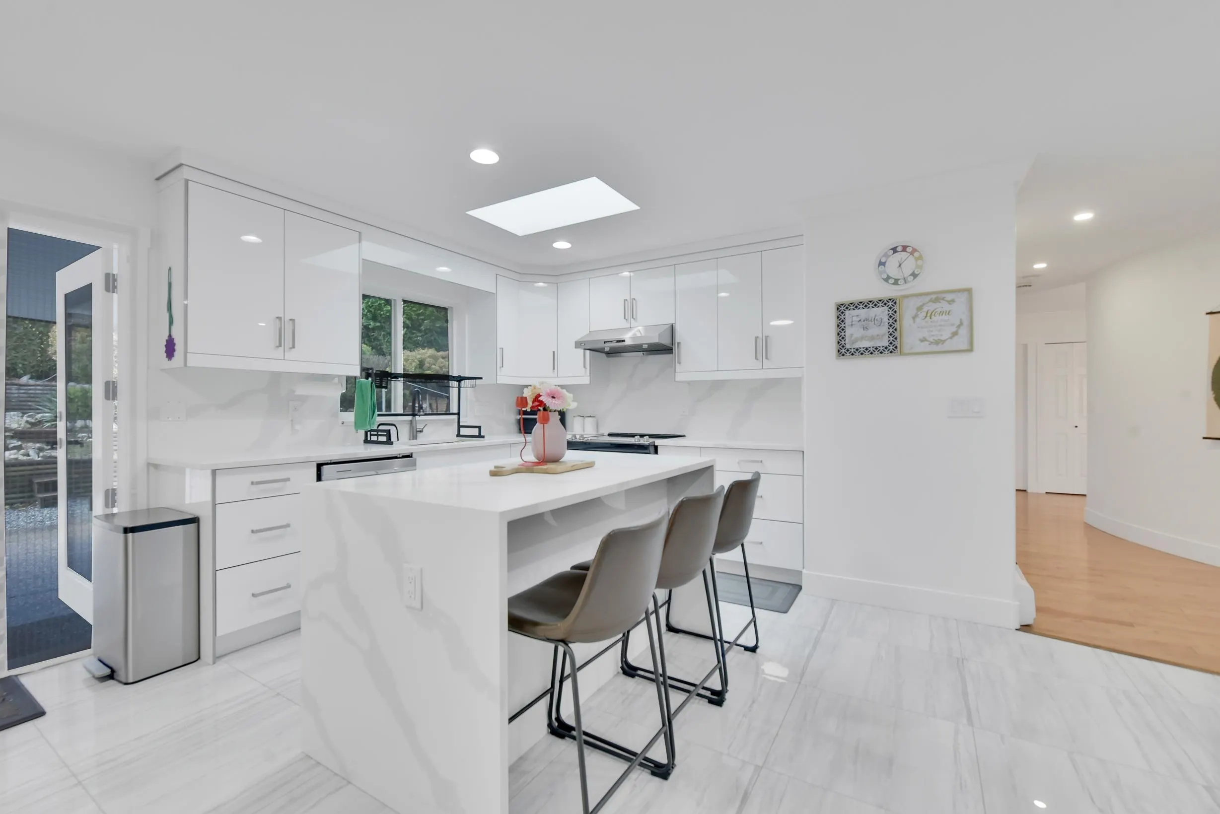 2215 Orchard Drive