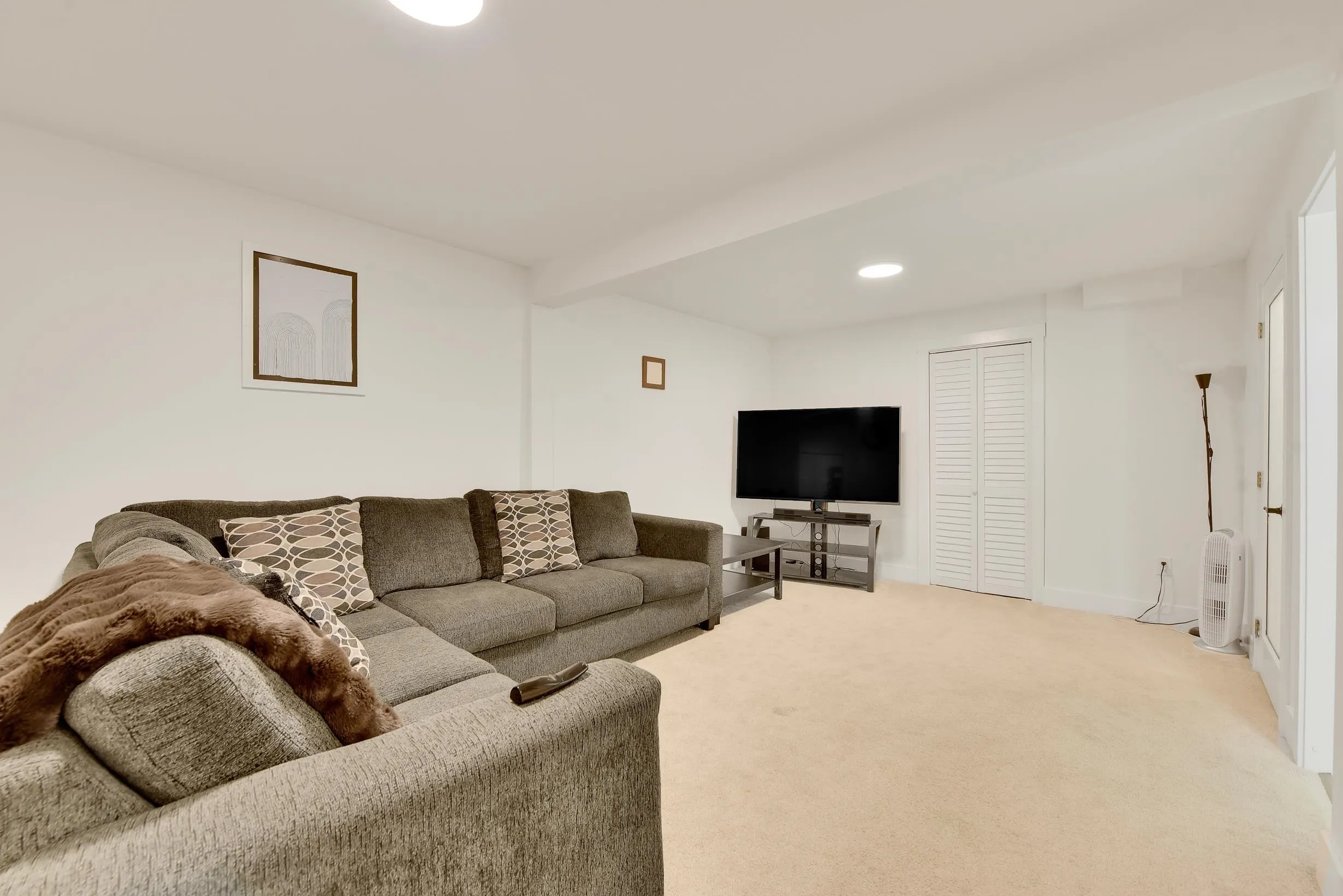 2215 Orchard Drive