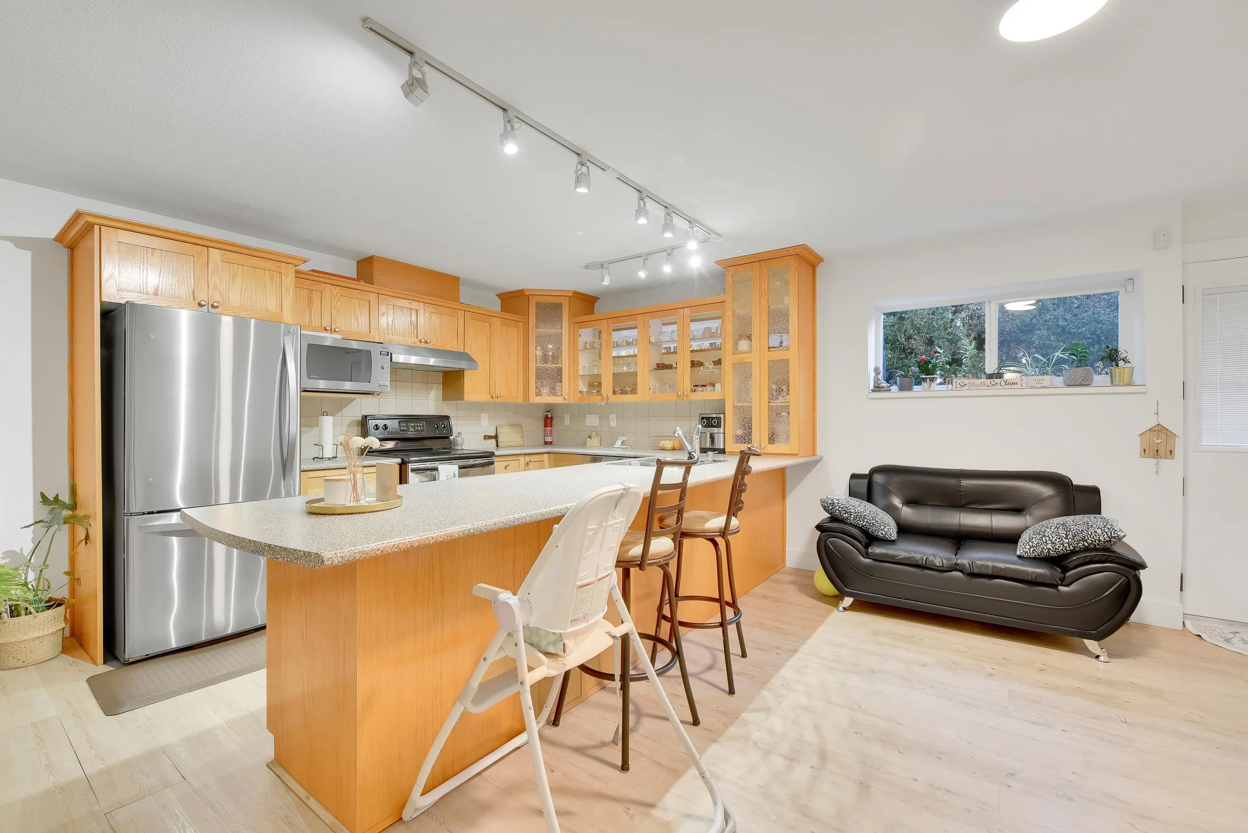 2215 Orchard Drive