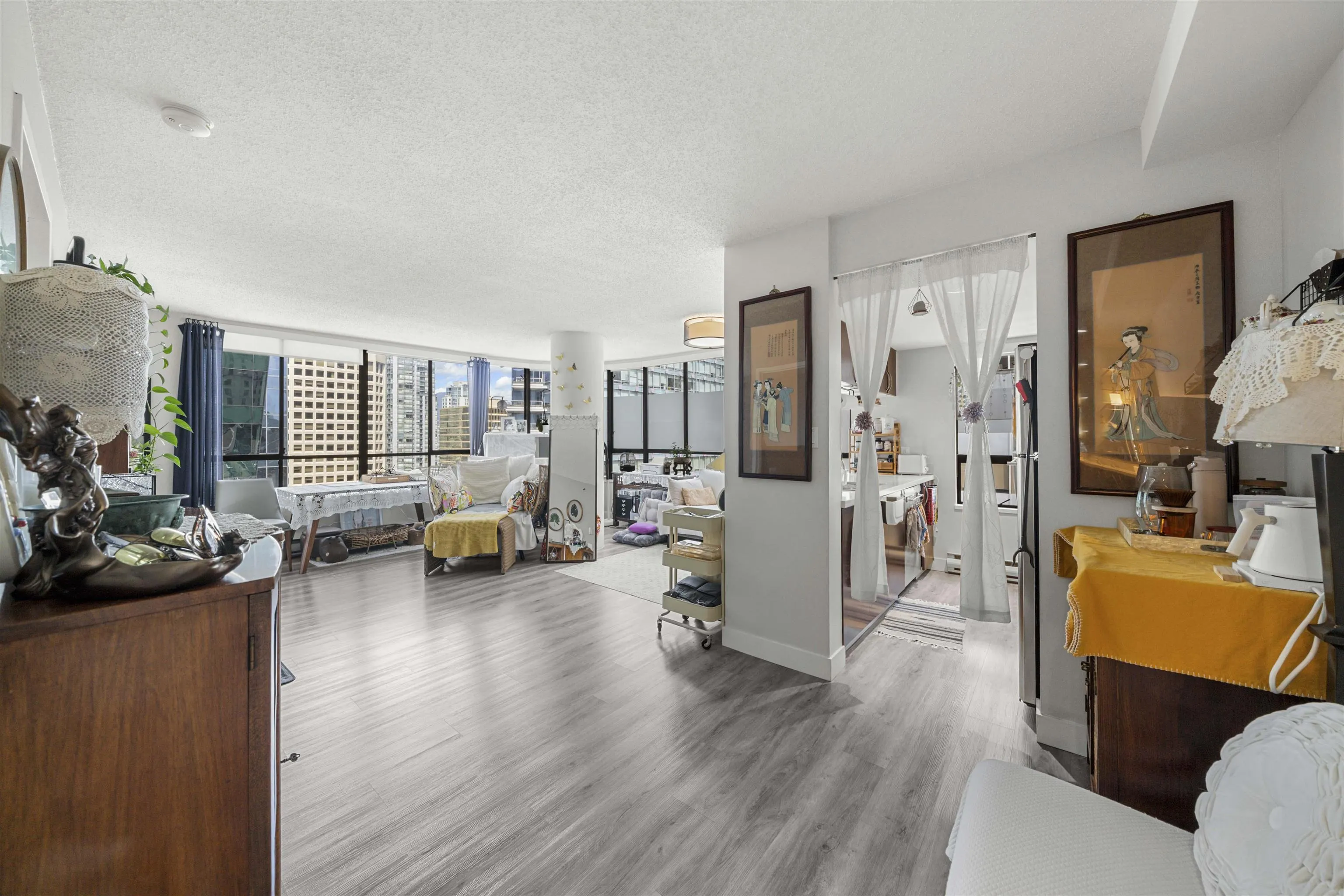1506 1060 Alberni Street