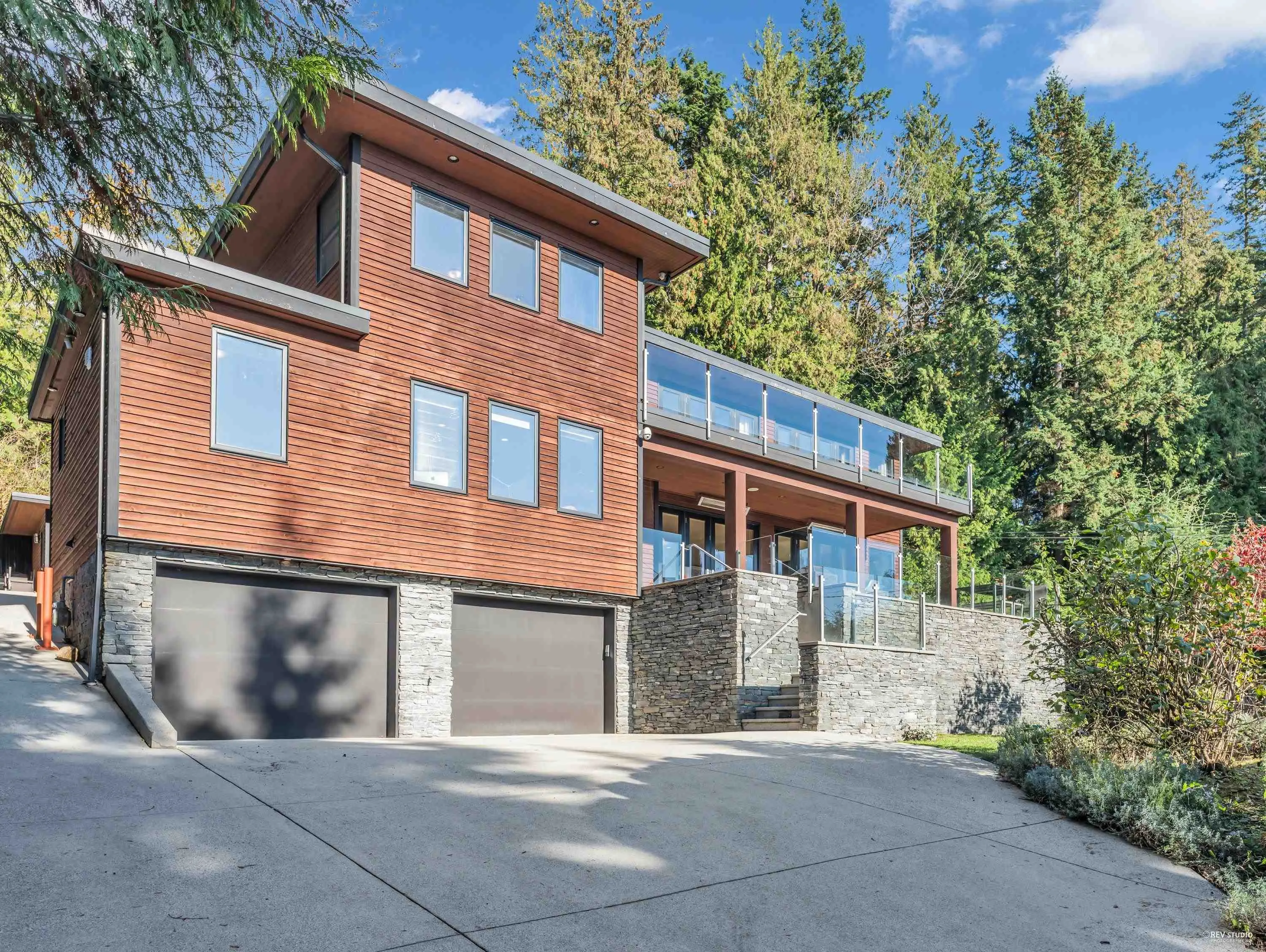 4742 Caulfeild Drive