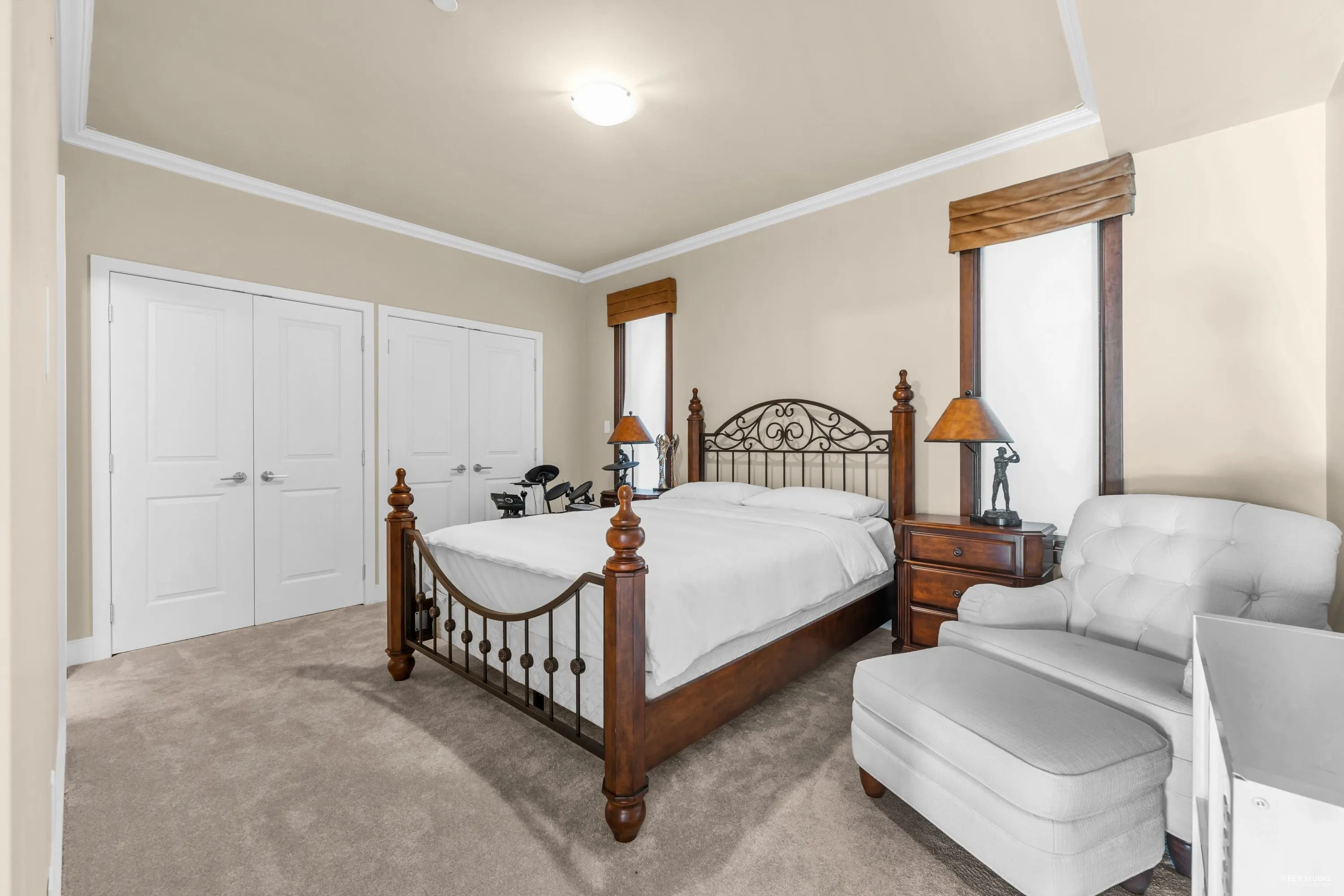 4742 Caulfeild Drive