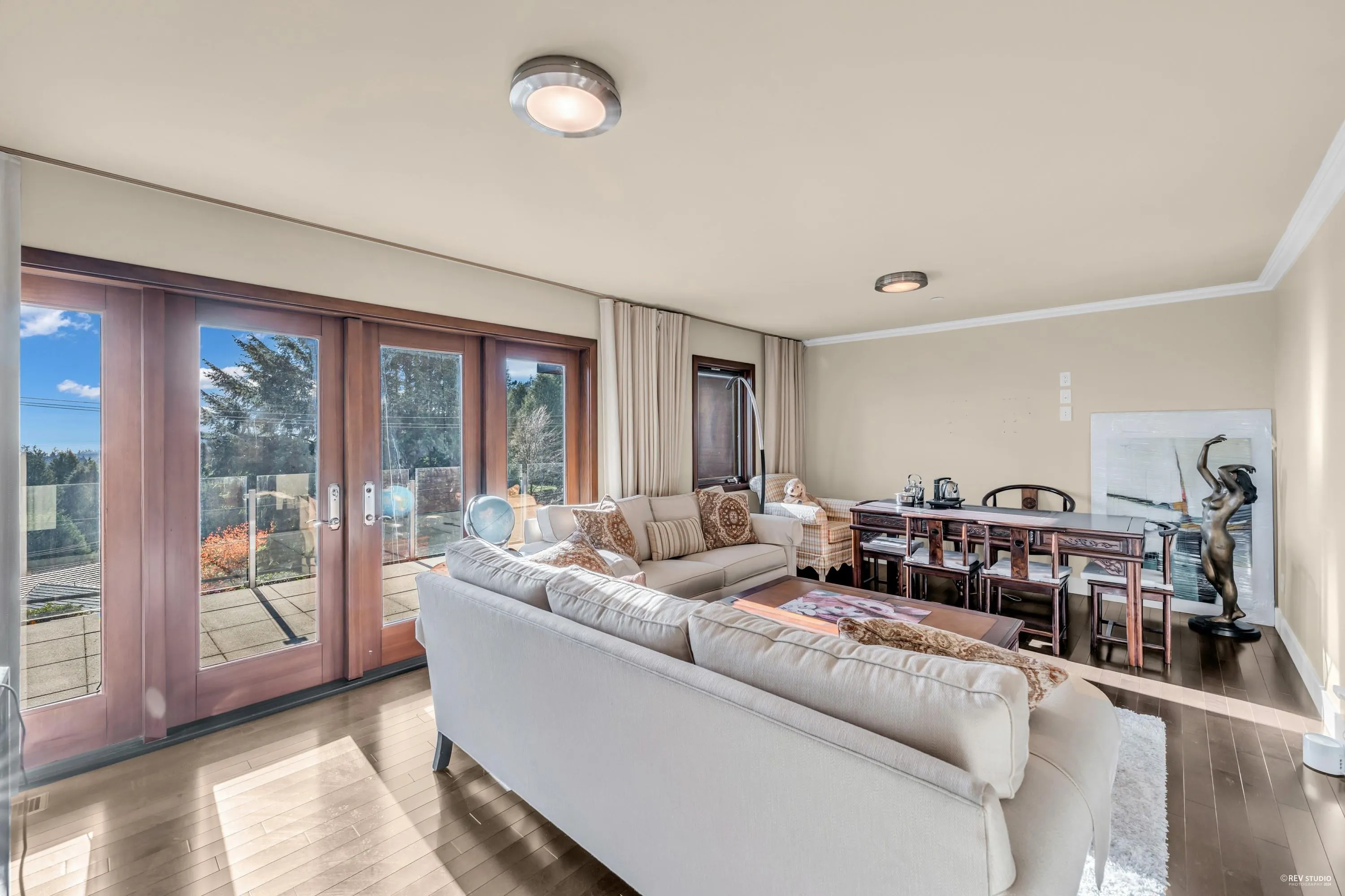 4742 Caulfeild Drive