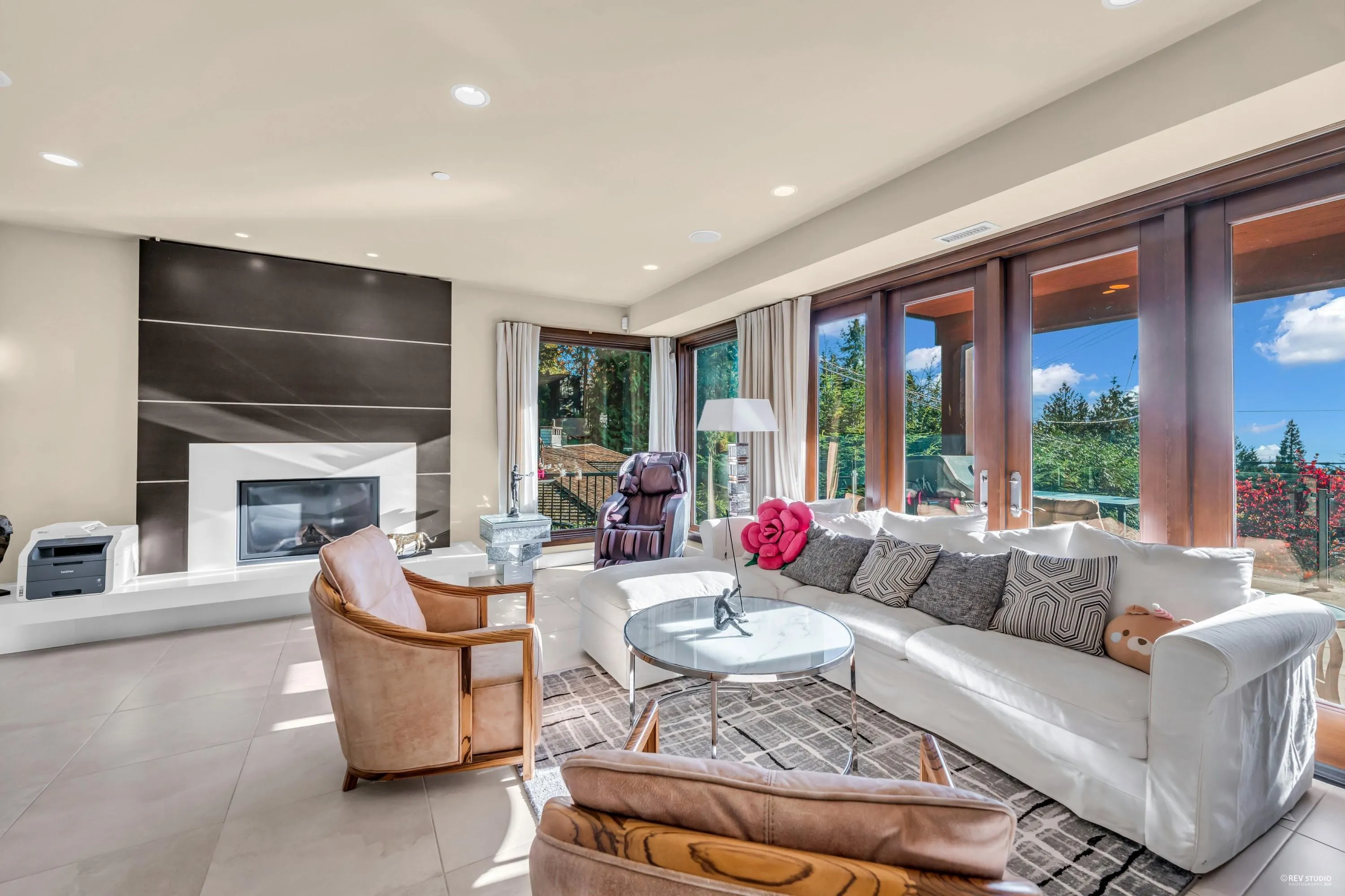 4742 Caulfeild Drive