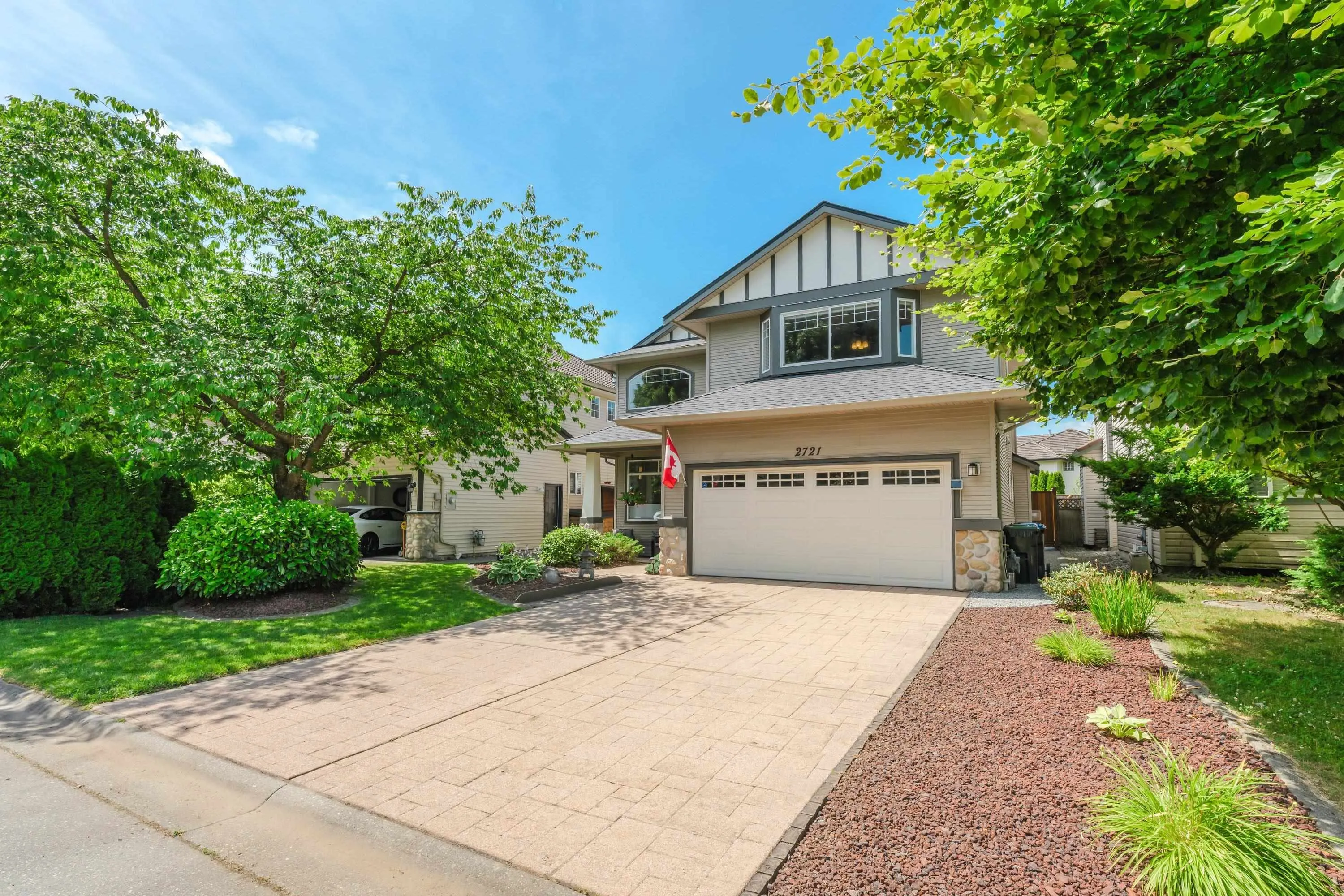 2721 Lurio Crescent