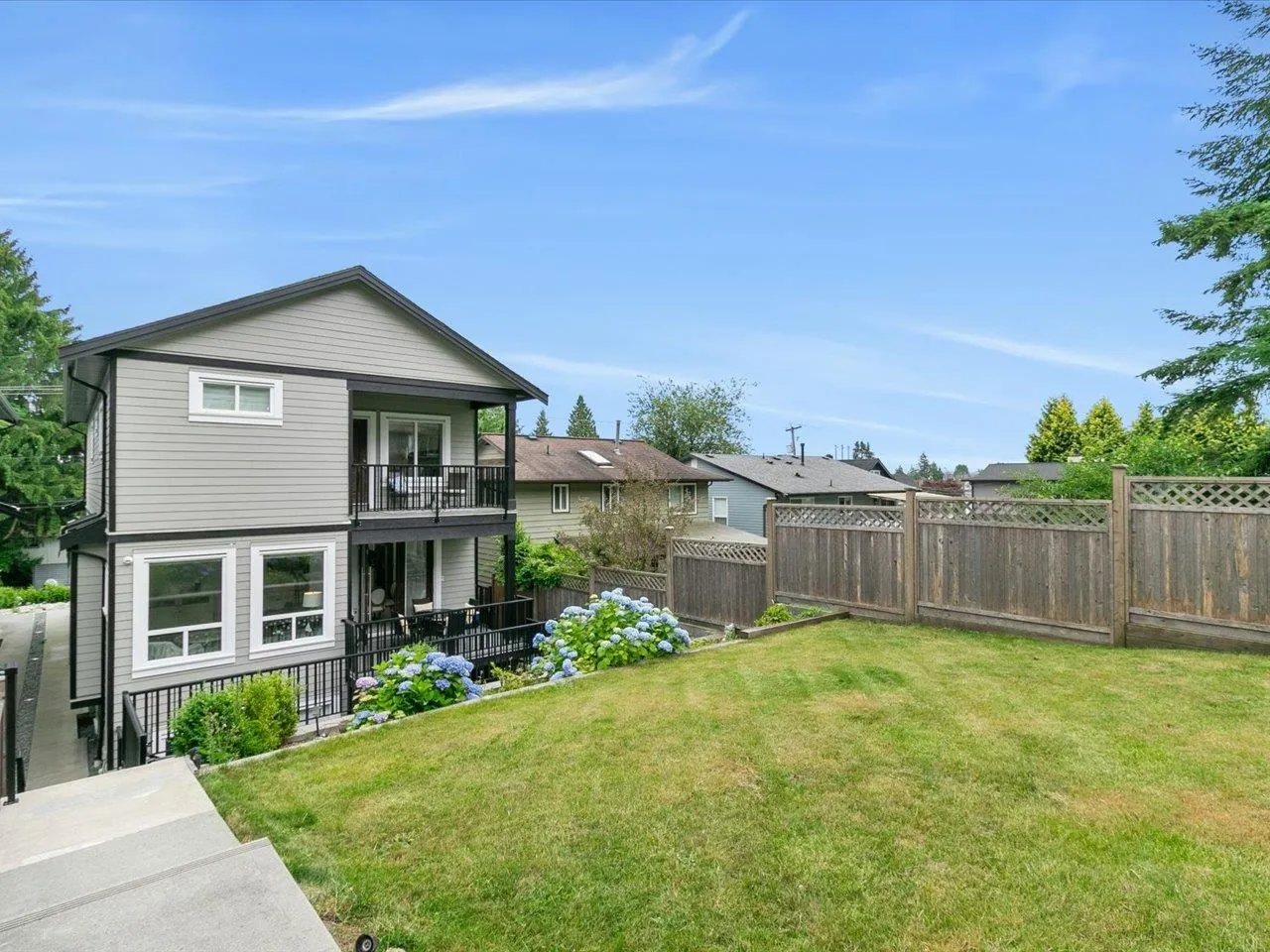 1462 Pitt River Road