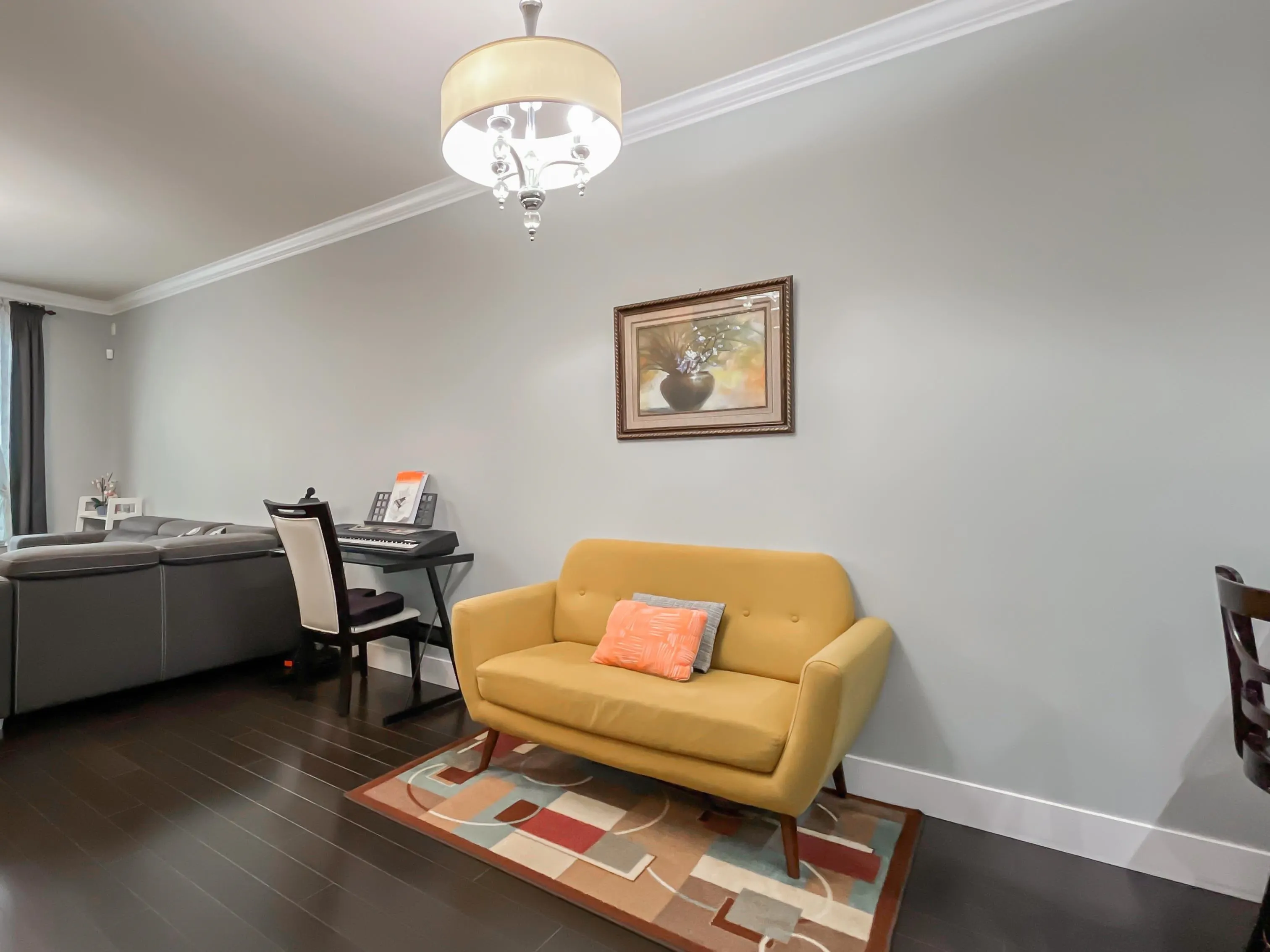 3 8433 164th Street