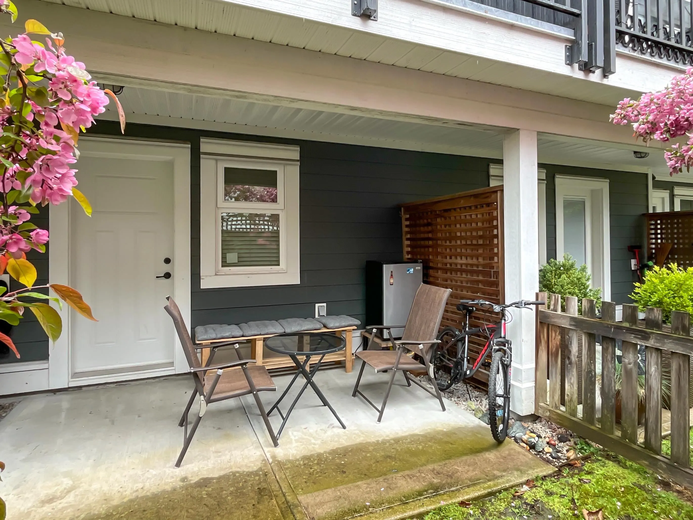 3 8433 164th Street