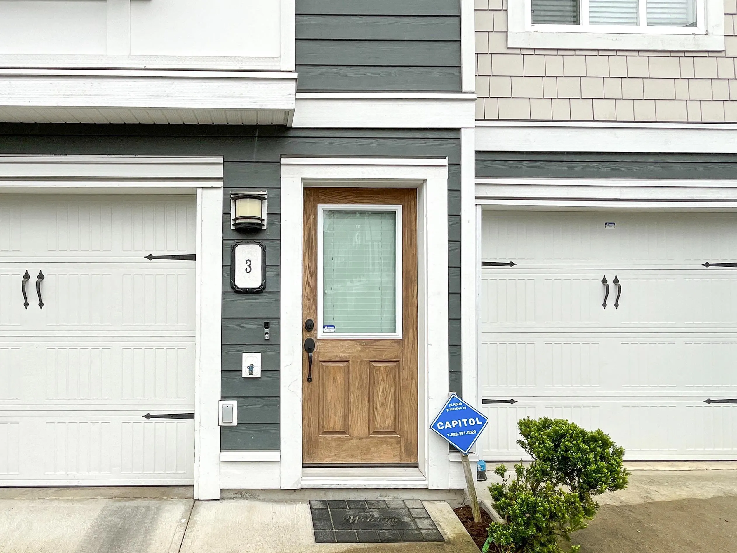 3 8433 164th Street