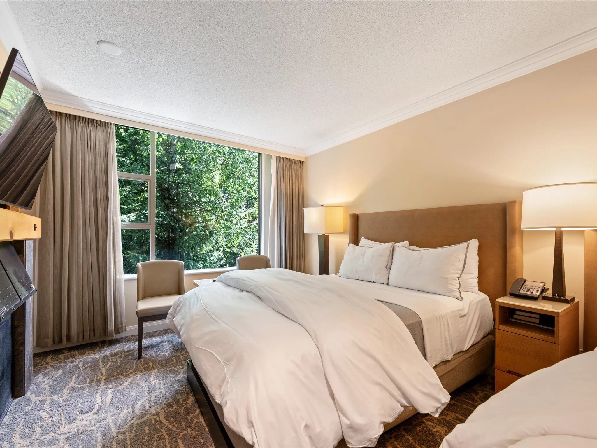 670 4090 Whistler Way