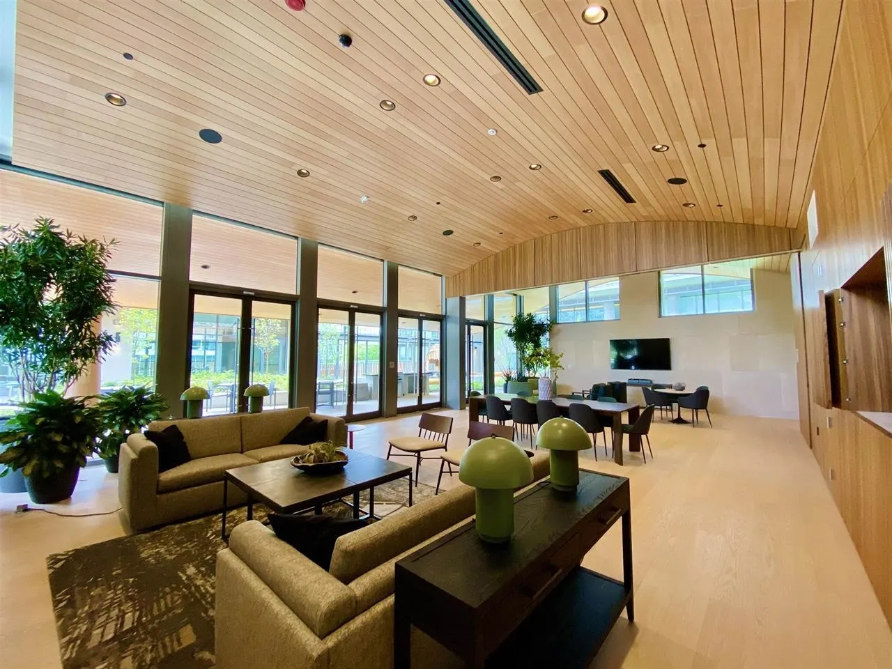310 6622 Pearson Way