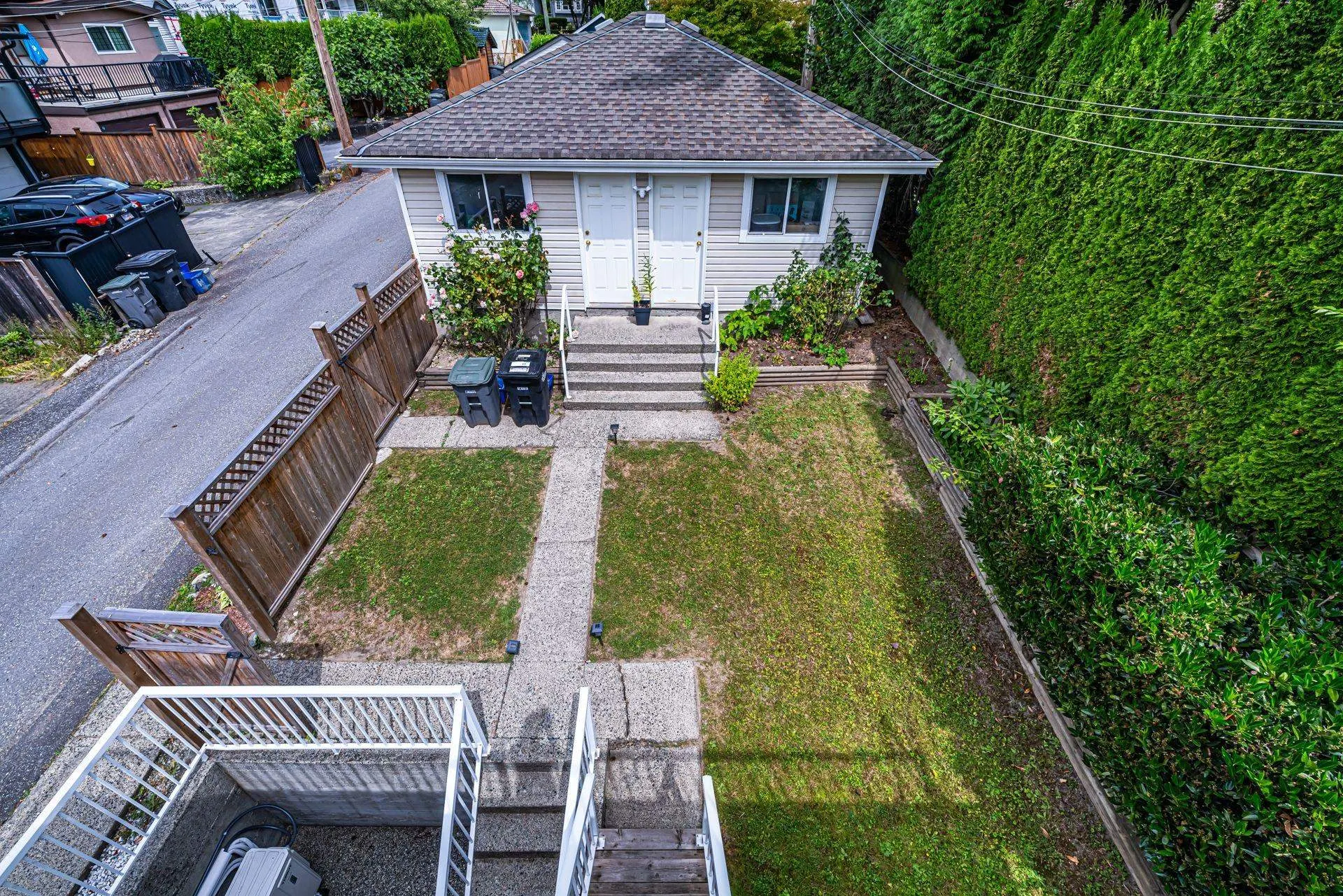 333 E 48th Avenue