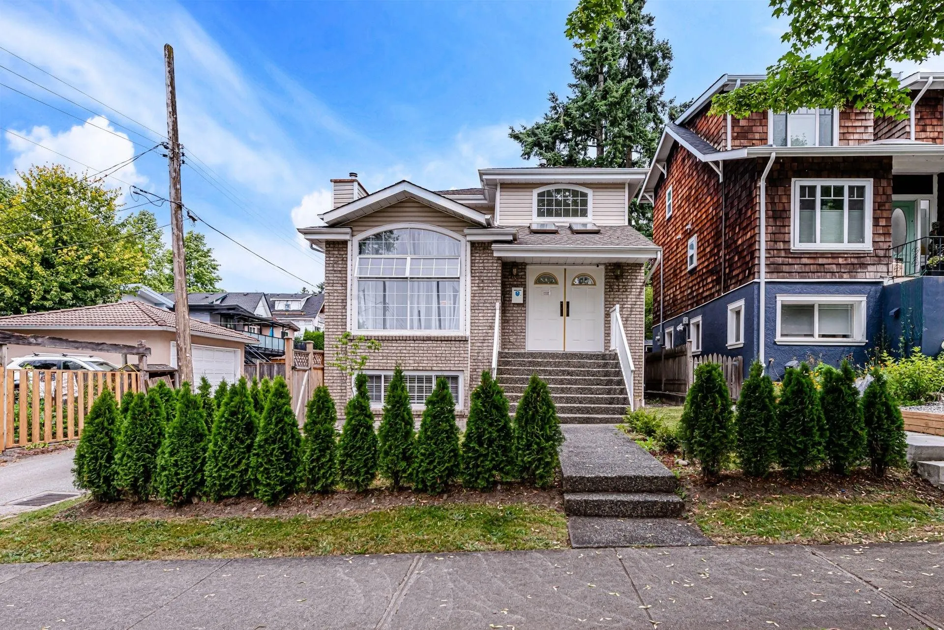 333 E 48th Avenue