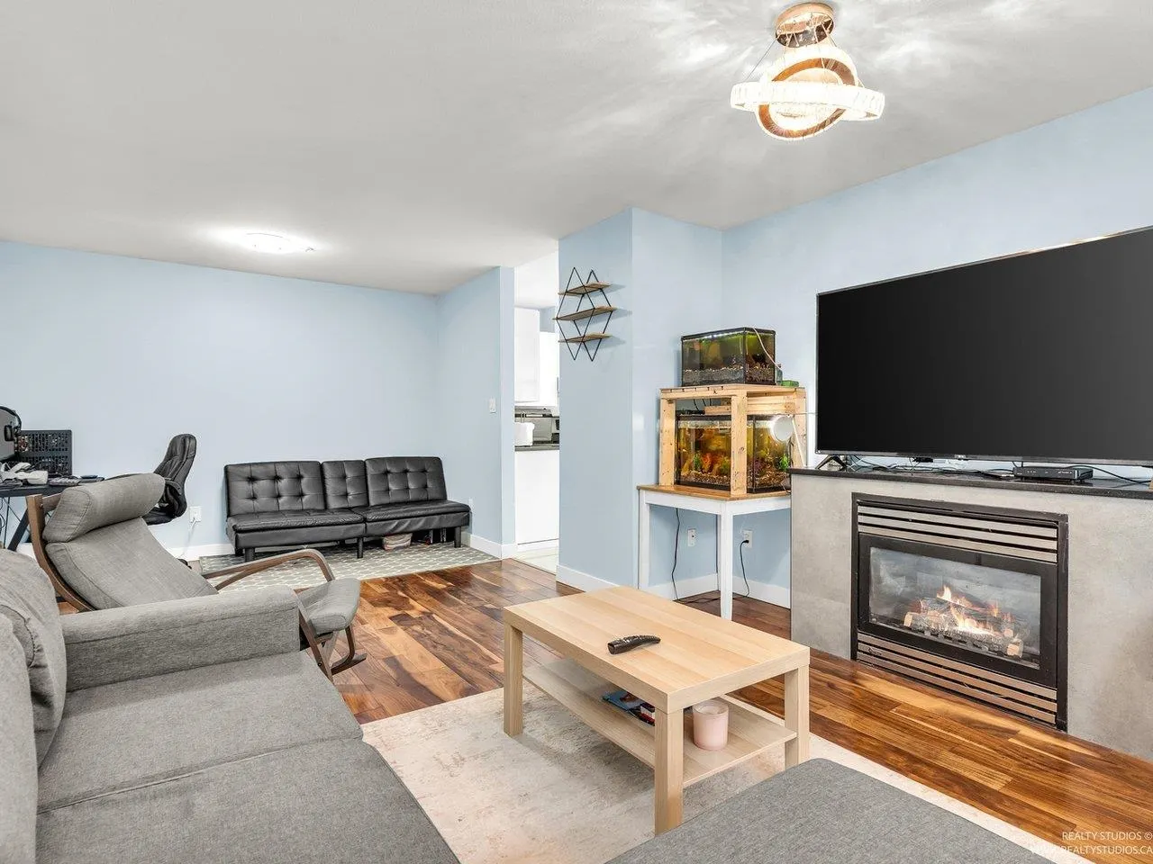 101 2285 Pitt River Road