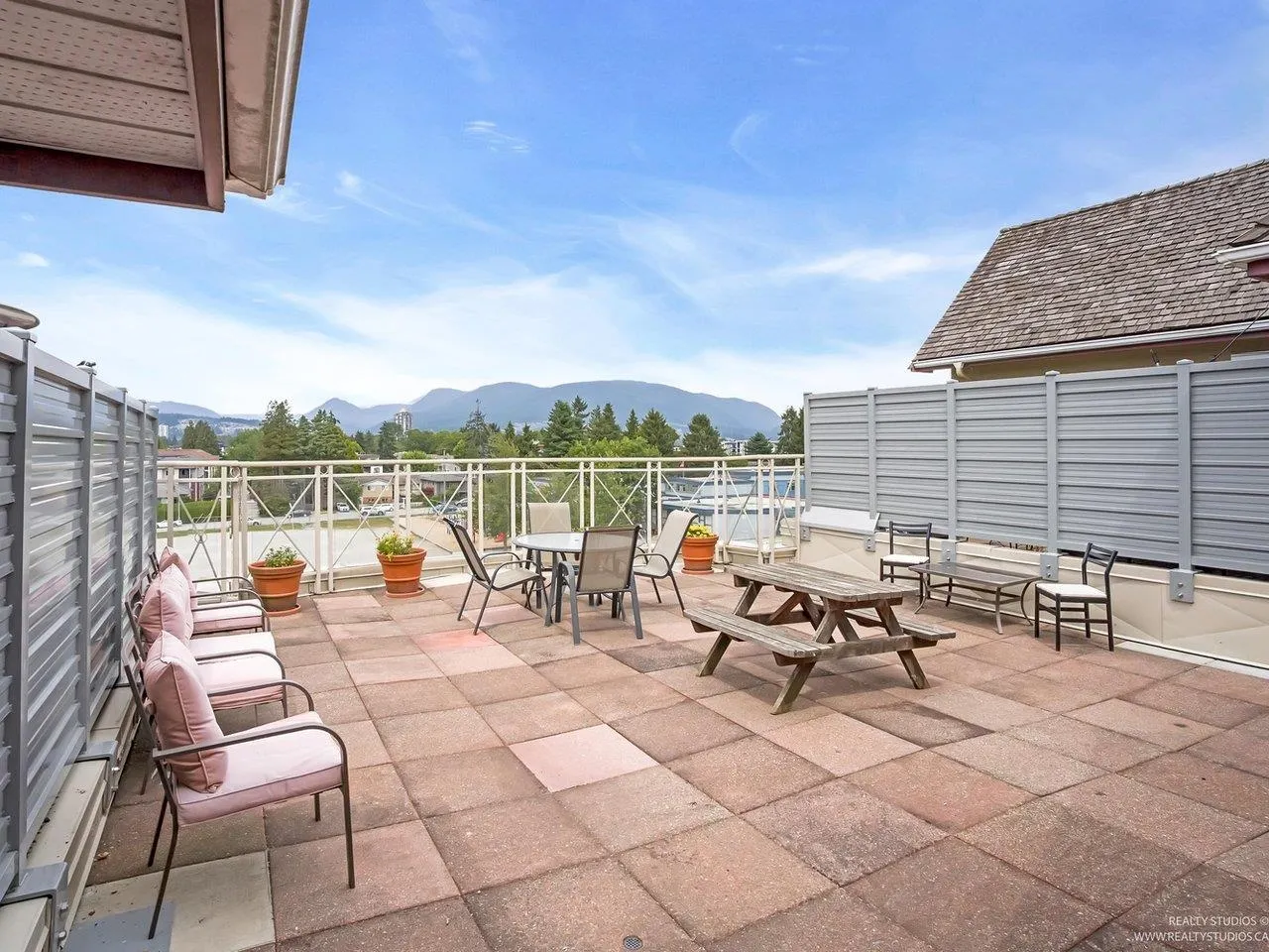 101 2285 Pitt River Road