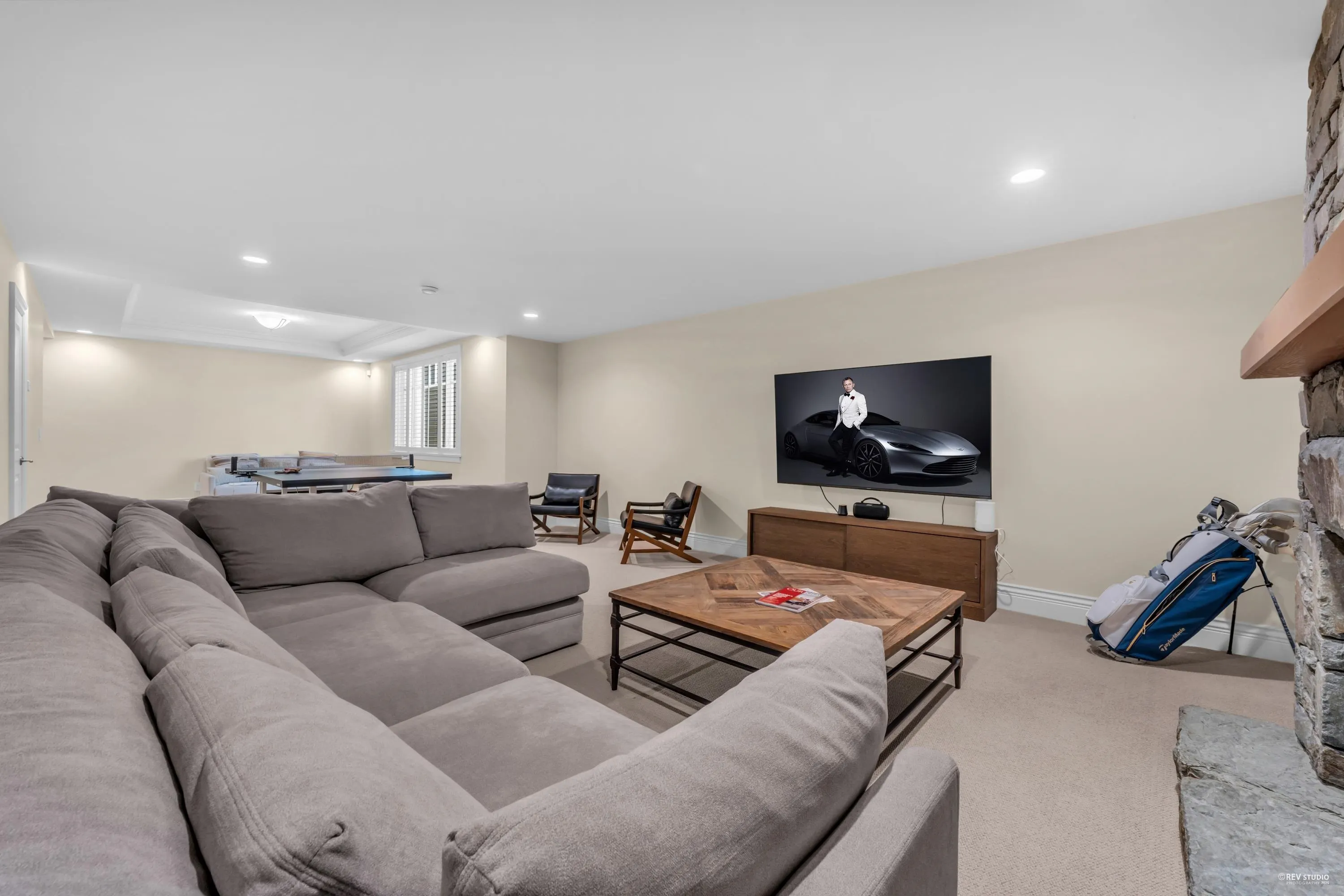4513 Caulfeild Lane