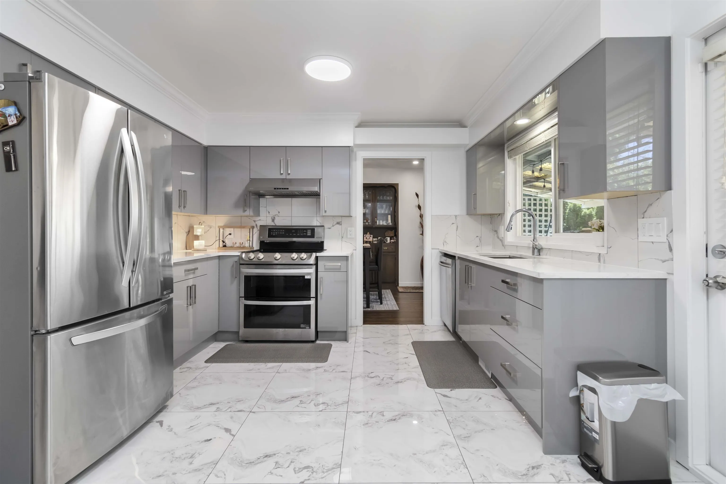3045 Mouat Drive