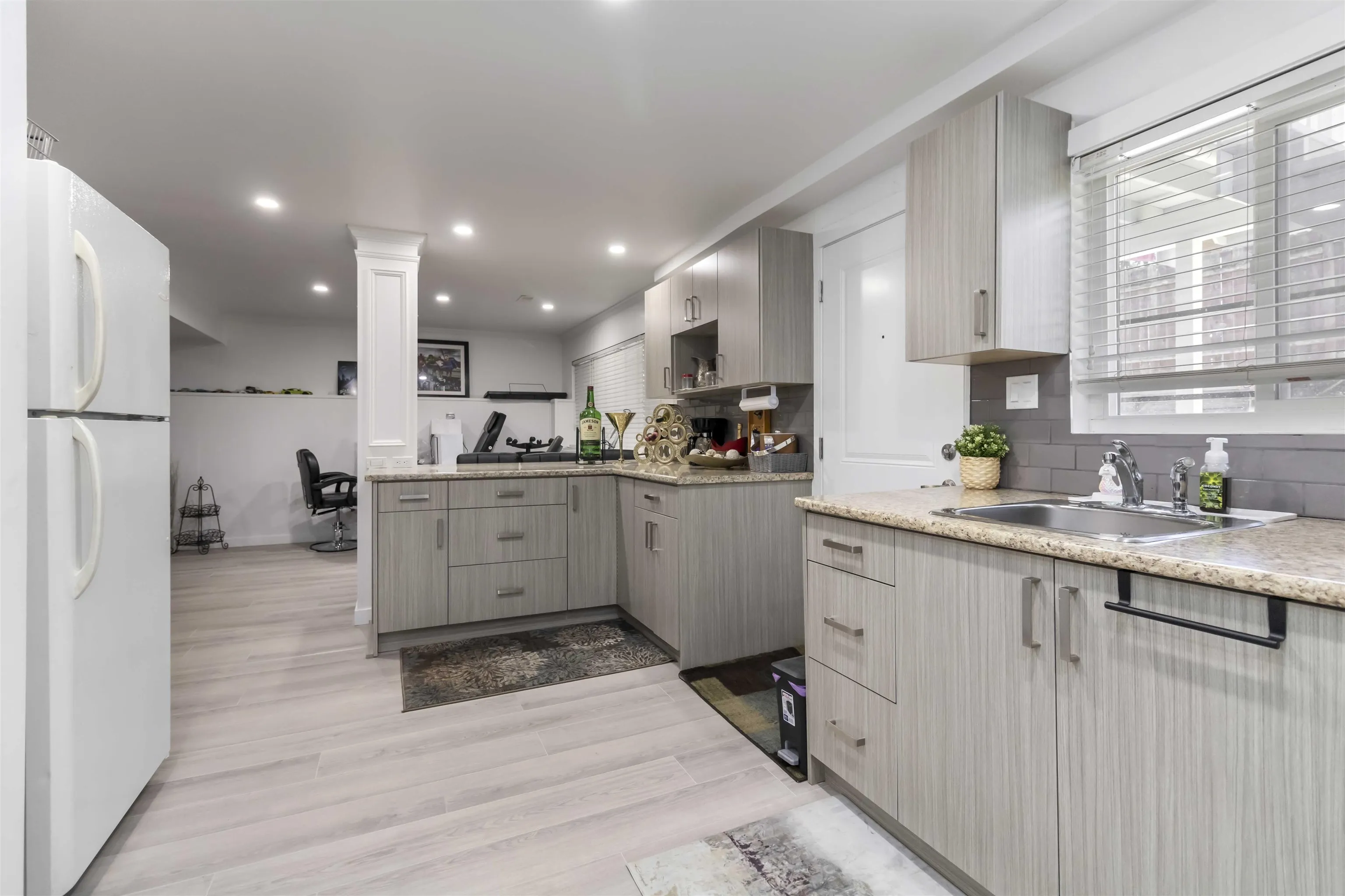 3045 Mouat Drive