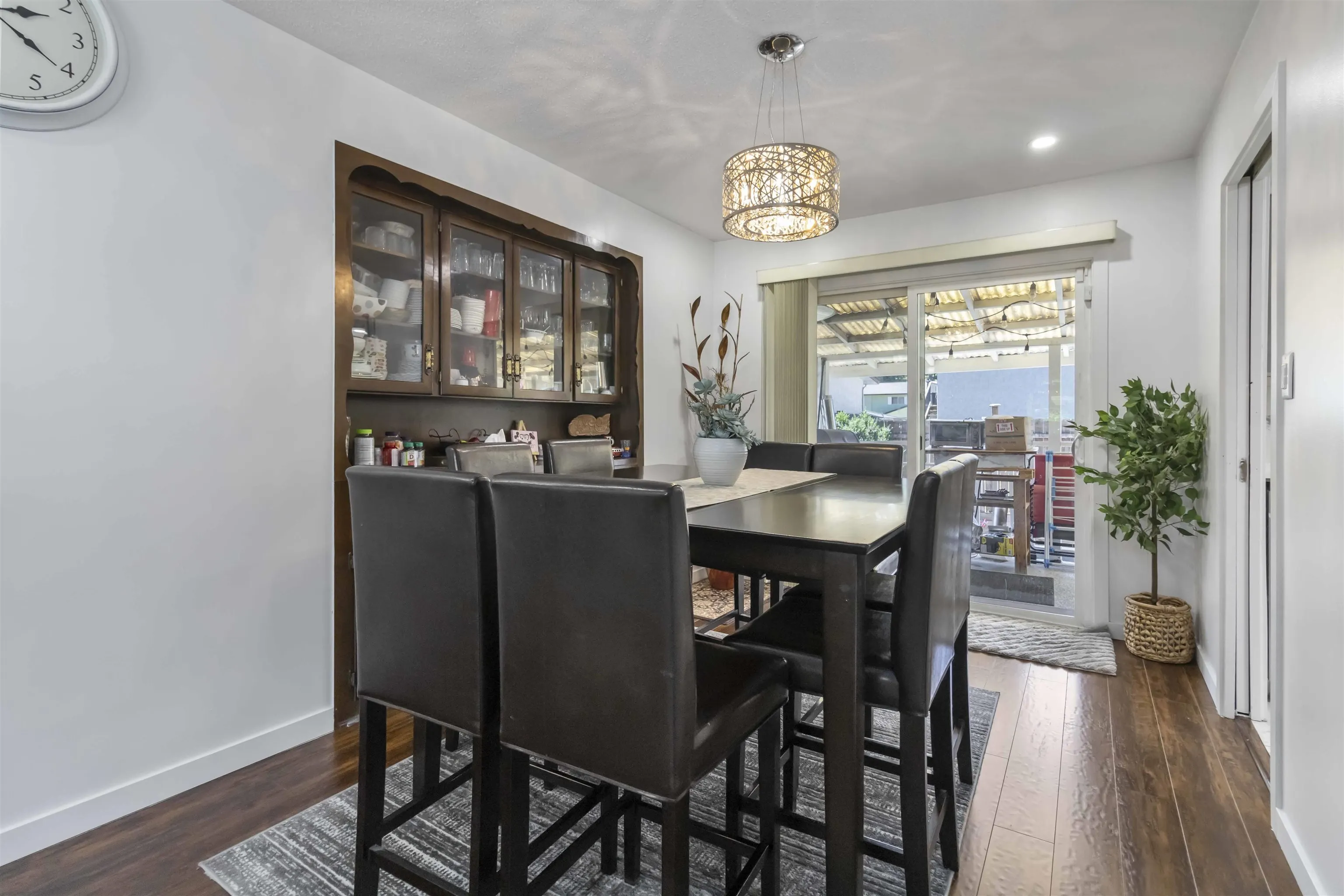 3045 Mouat Drive
