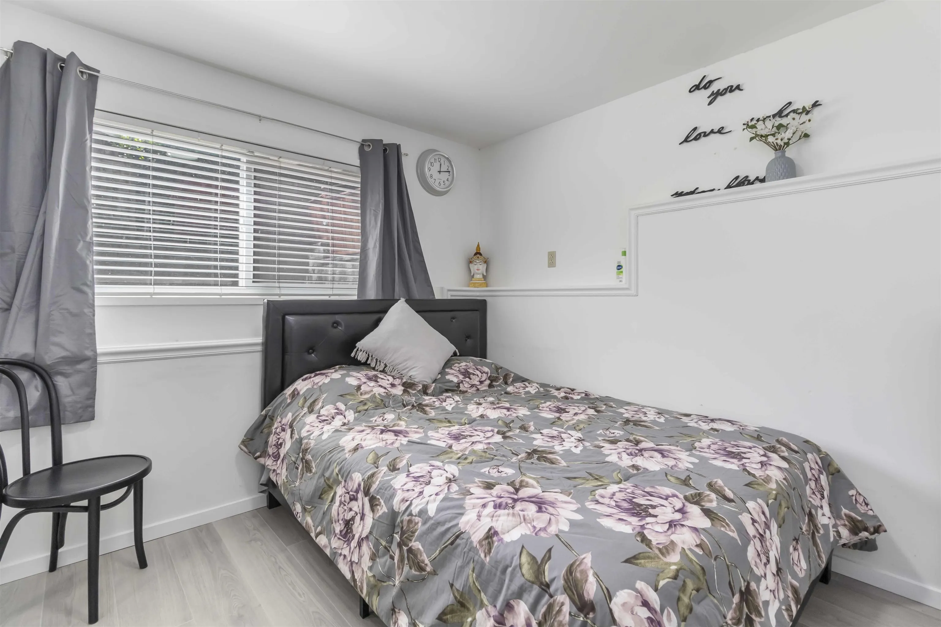 3045 Mouat Drive
