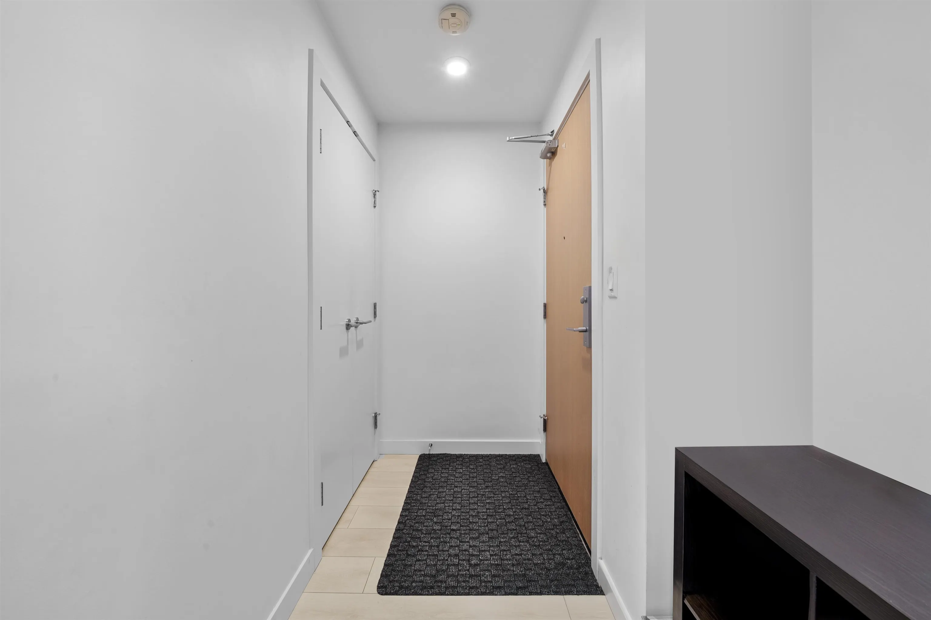 1501 6098 Station Street