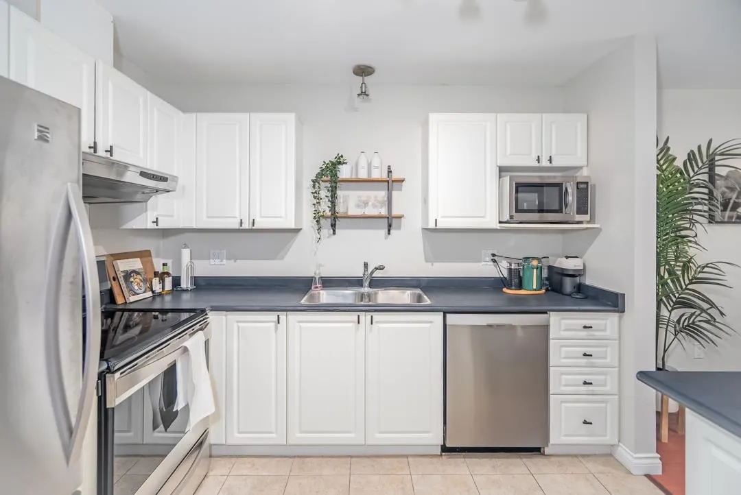 308 2551 Parkview Lane