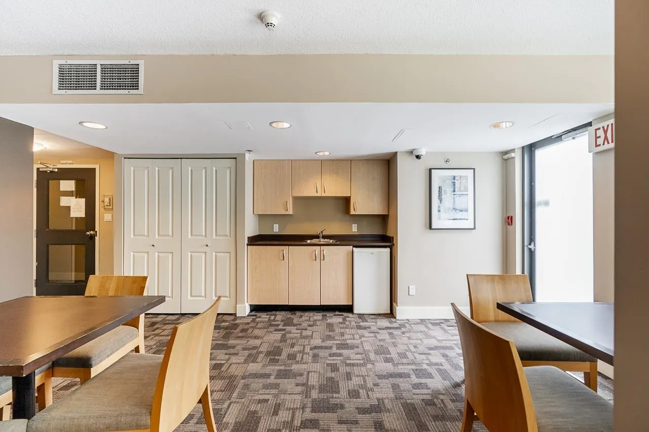 1009 3588 Crowley Drive