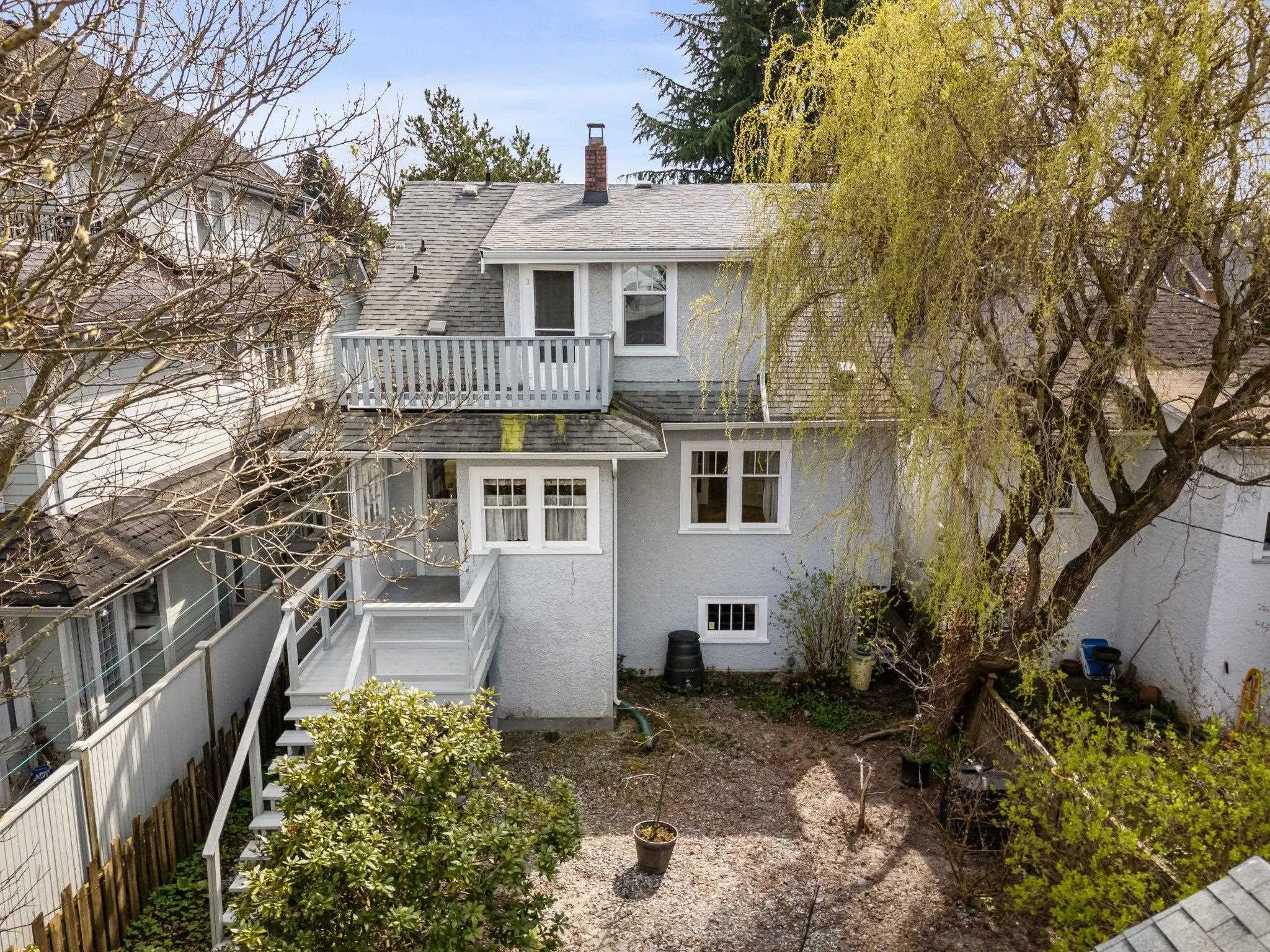 2039 Creelman Avenue