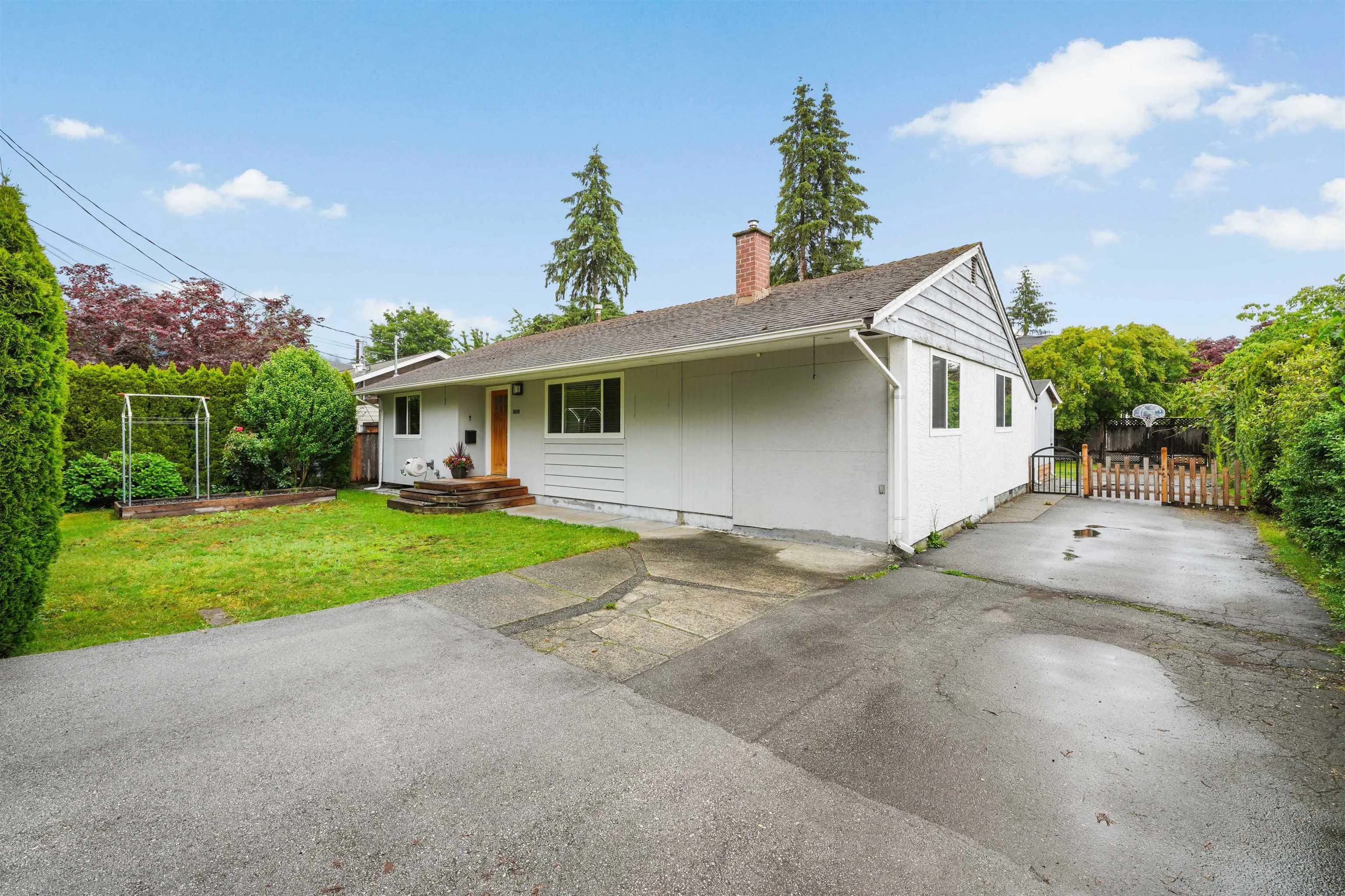 3808 Cedar Drive