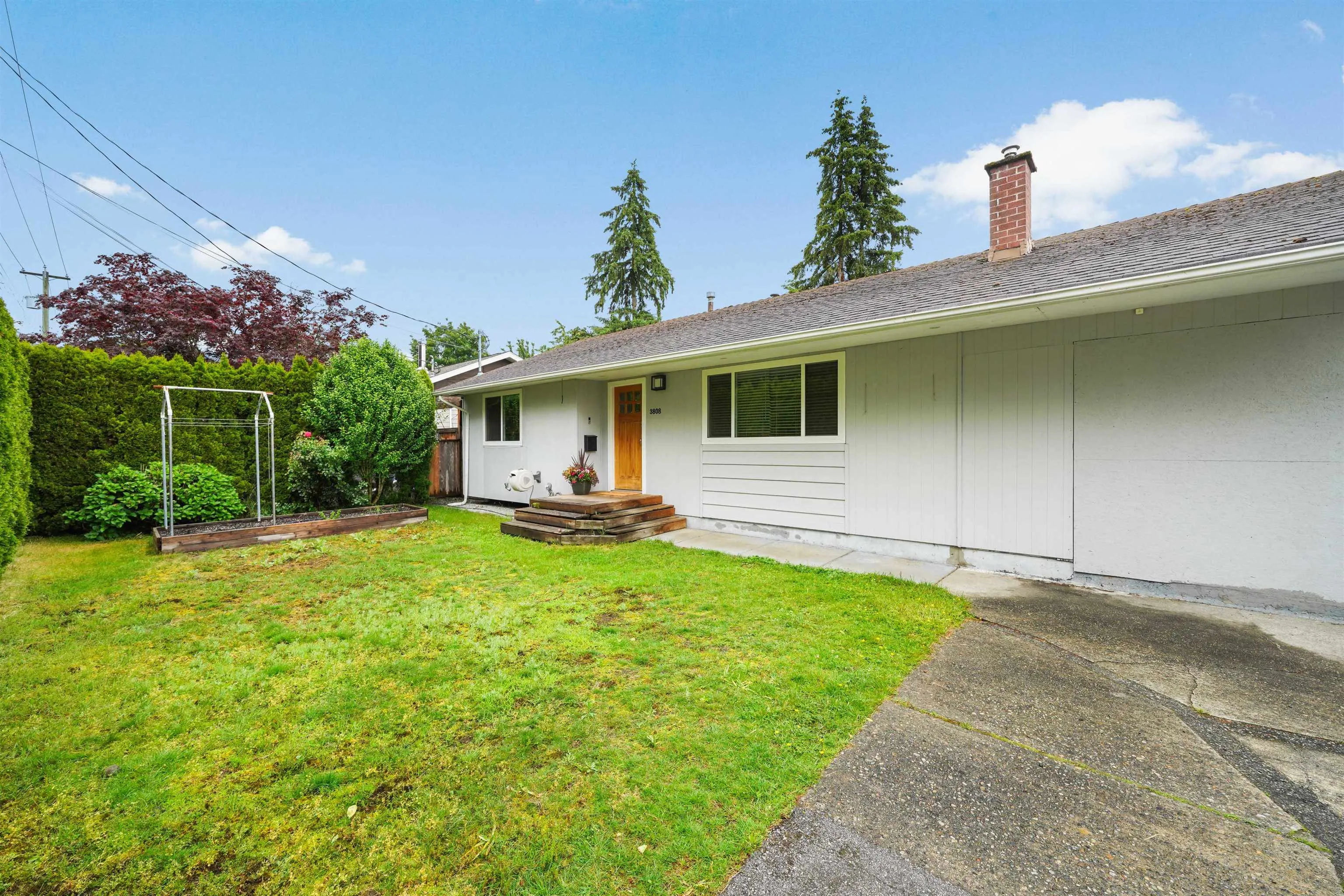 3808 Cedar Drive