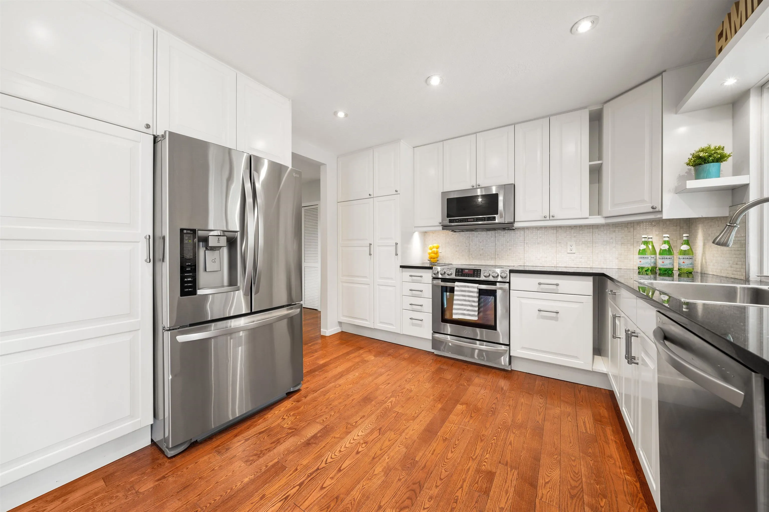 3808 Cedar Drive