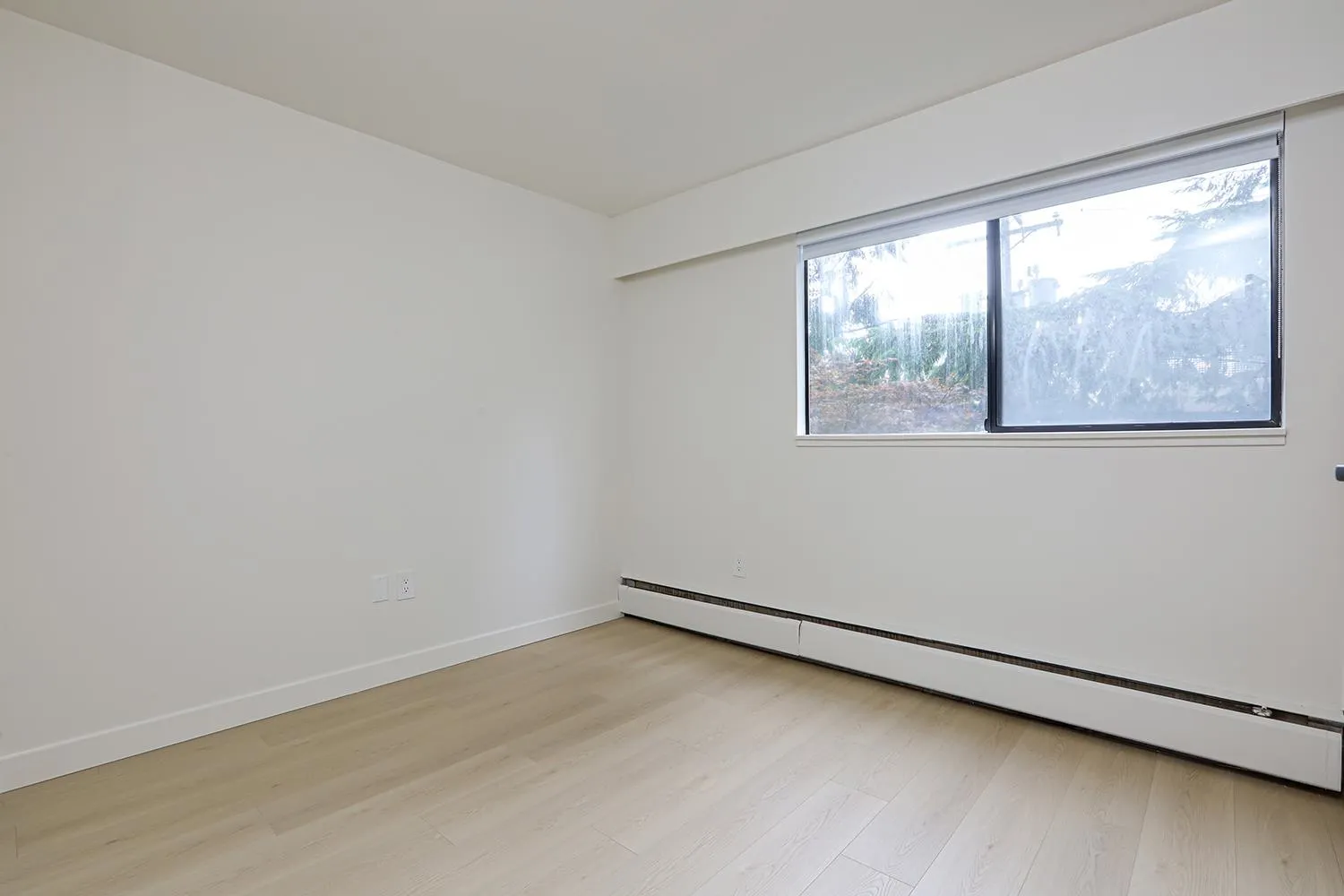 202 1165 Burnaby Street