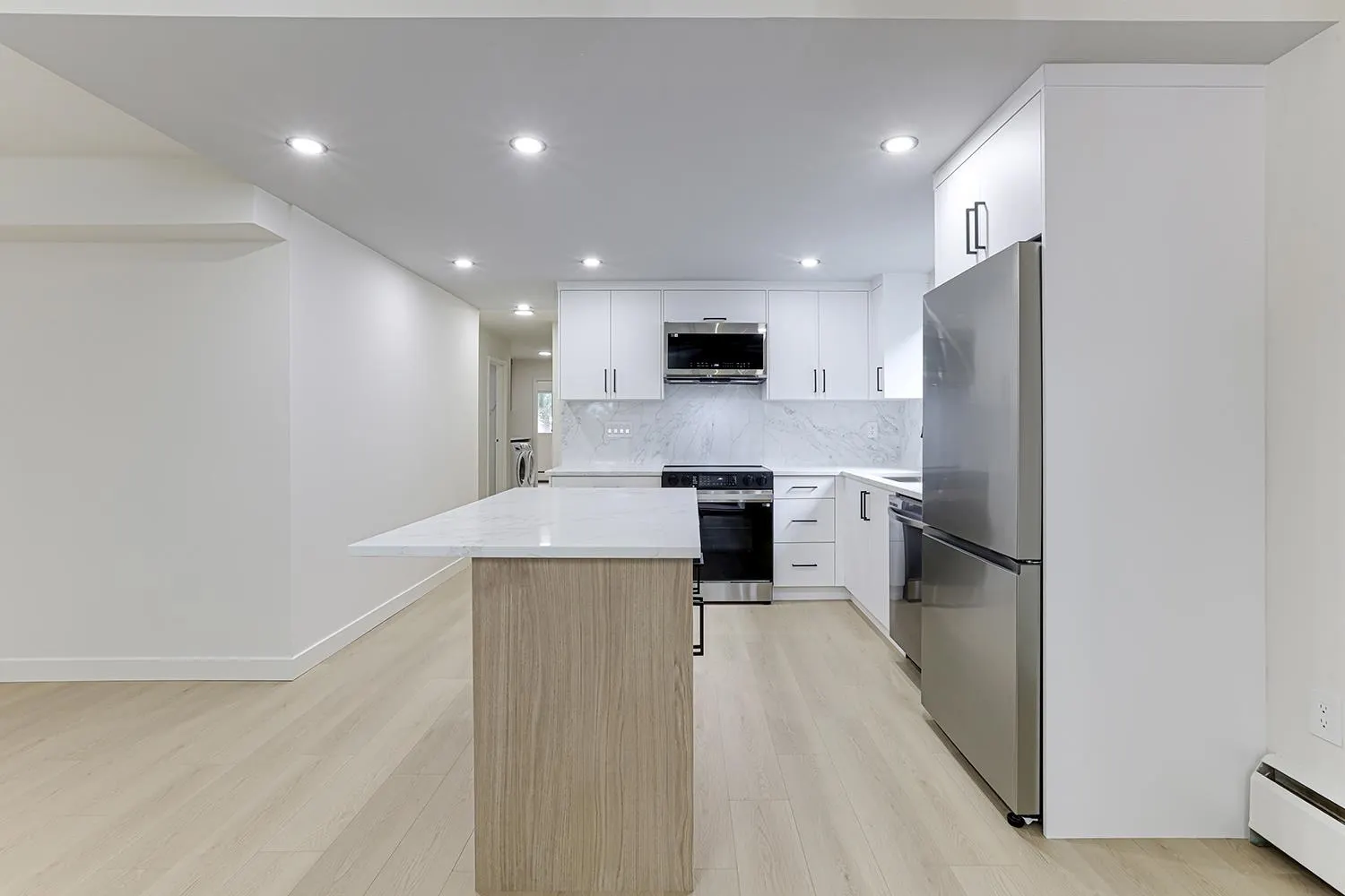 202 1165 Burnaby Street