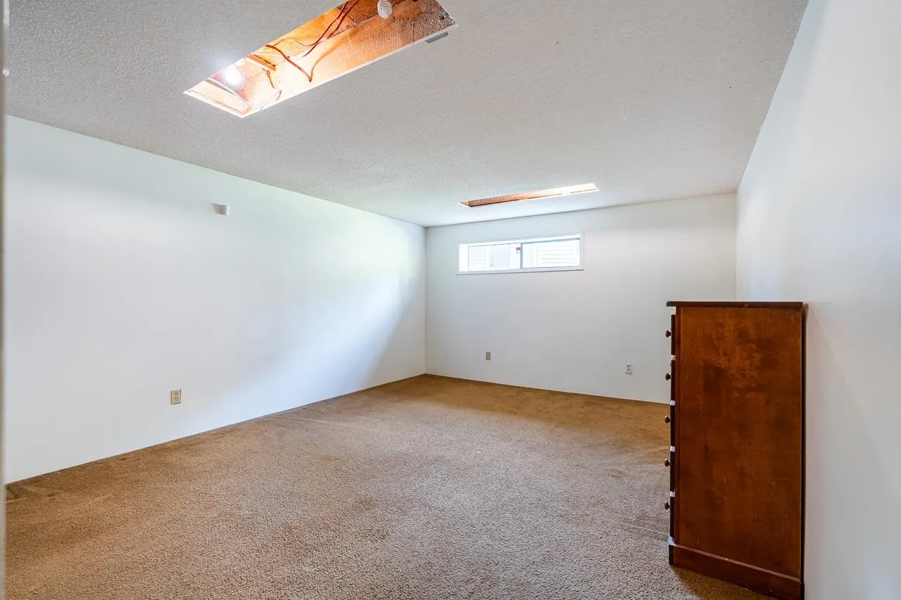 13575 Crestview Drive